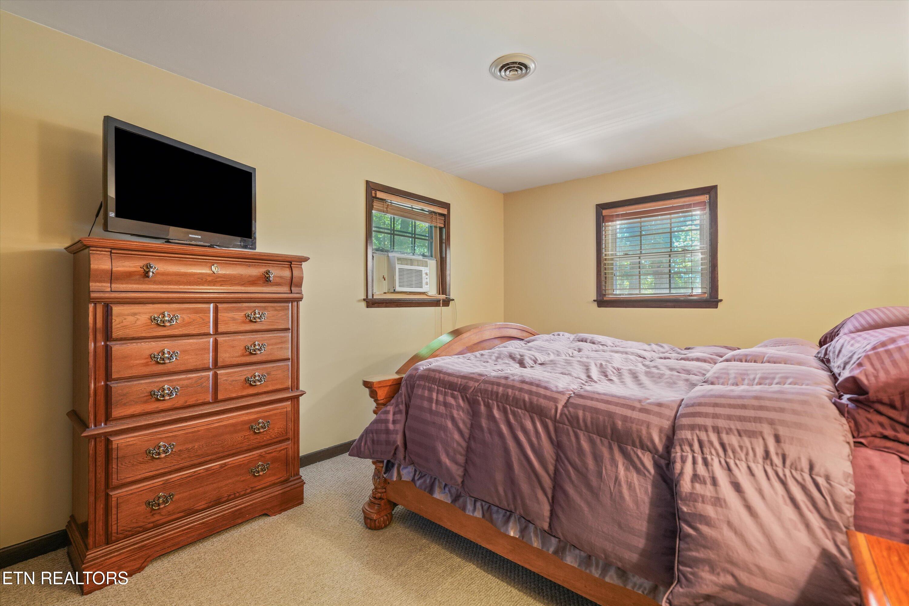 2848 Mountain Boulevard Sevierville TN 37876