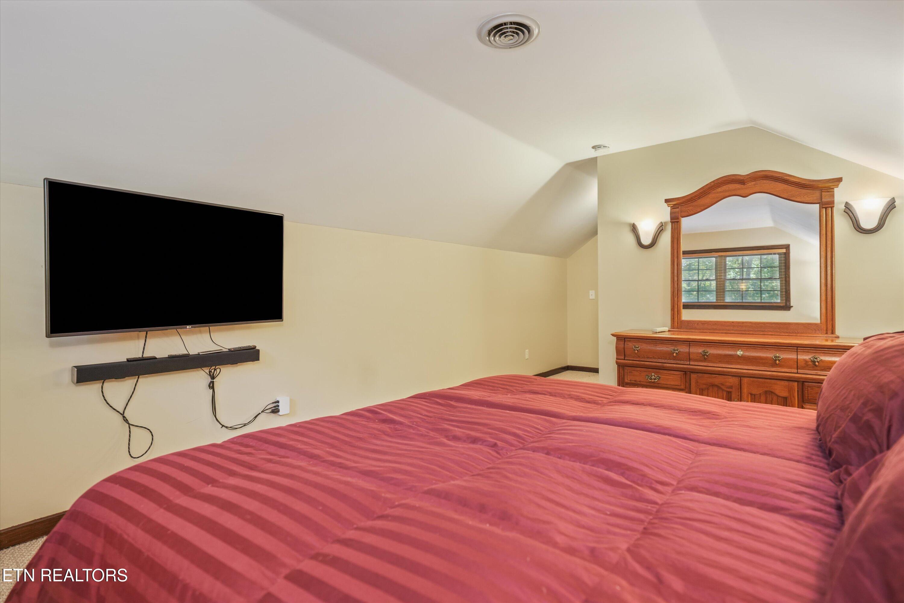 2848 Mountain Boulevard Sevierville TN 37876