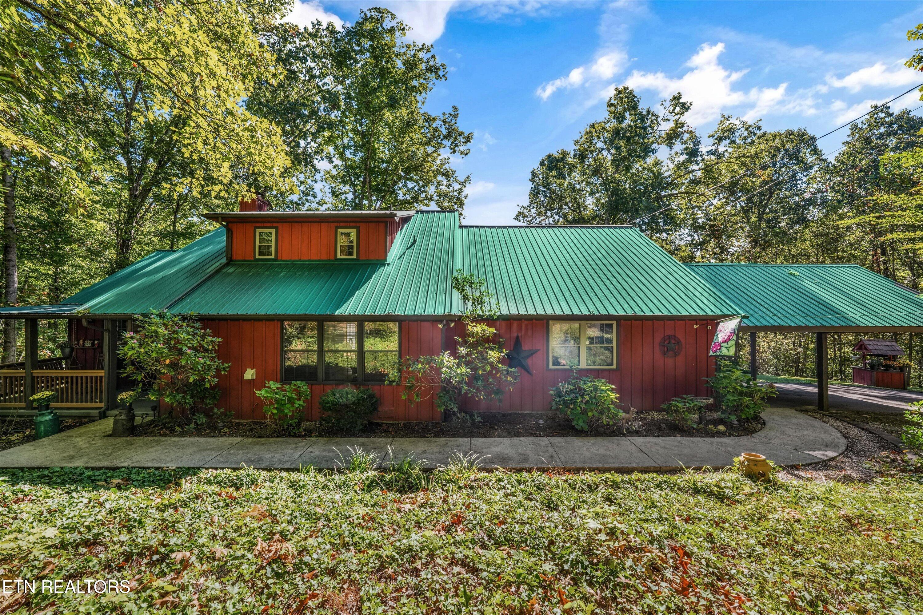 2848 Mountain Boulevard Sevierville TN 37876