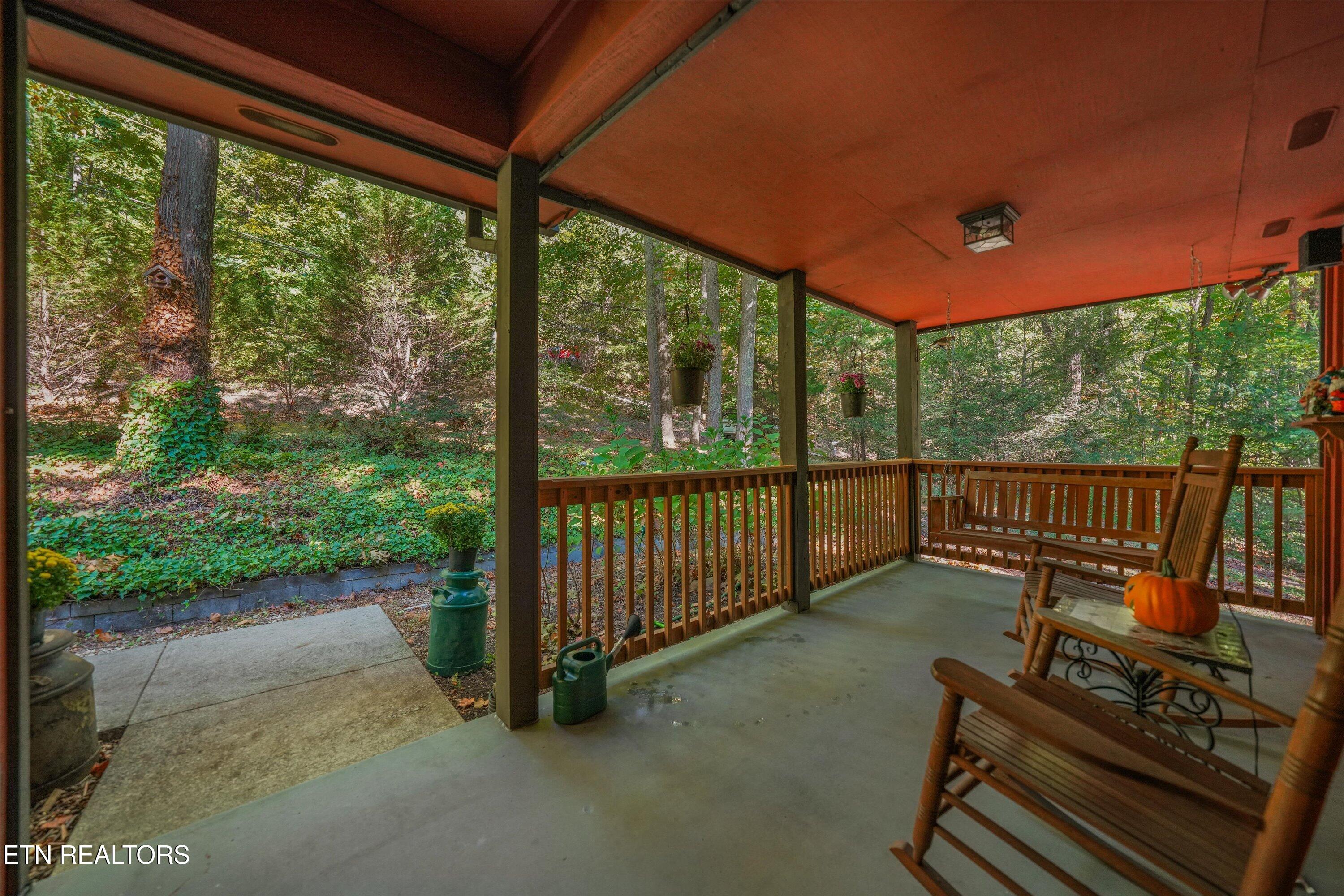 2848 Mountain Boulevard Sevierville TN 37876