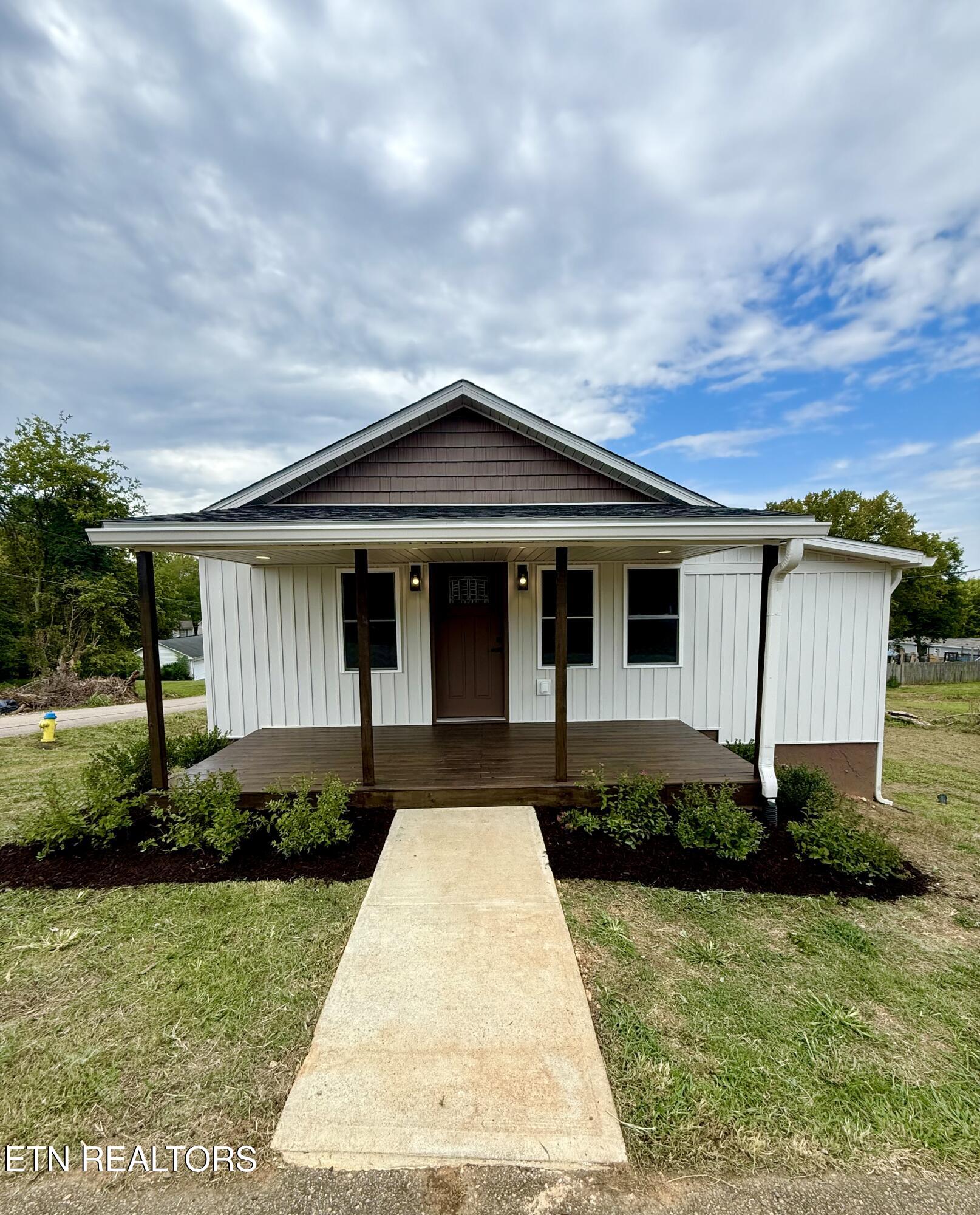 929 E Drive E Knoxville TN 37920