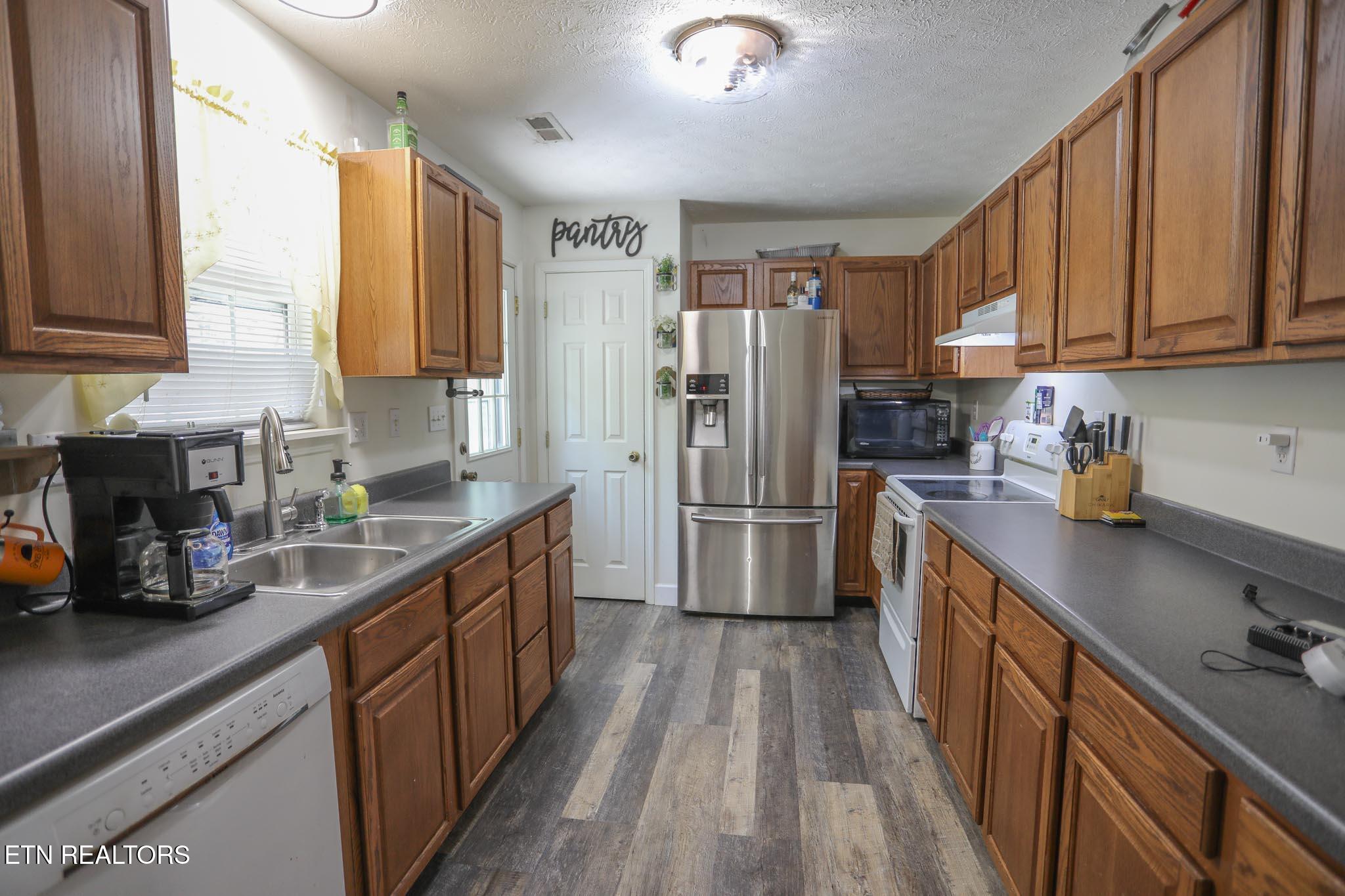 626 Laurel Lake Circle Madisonville TN 37354