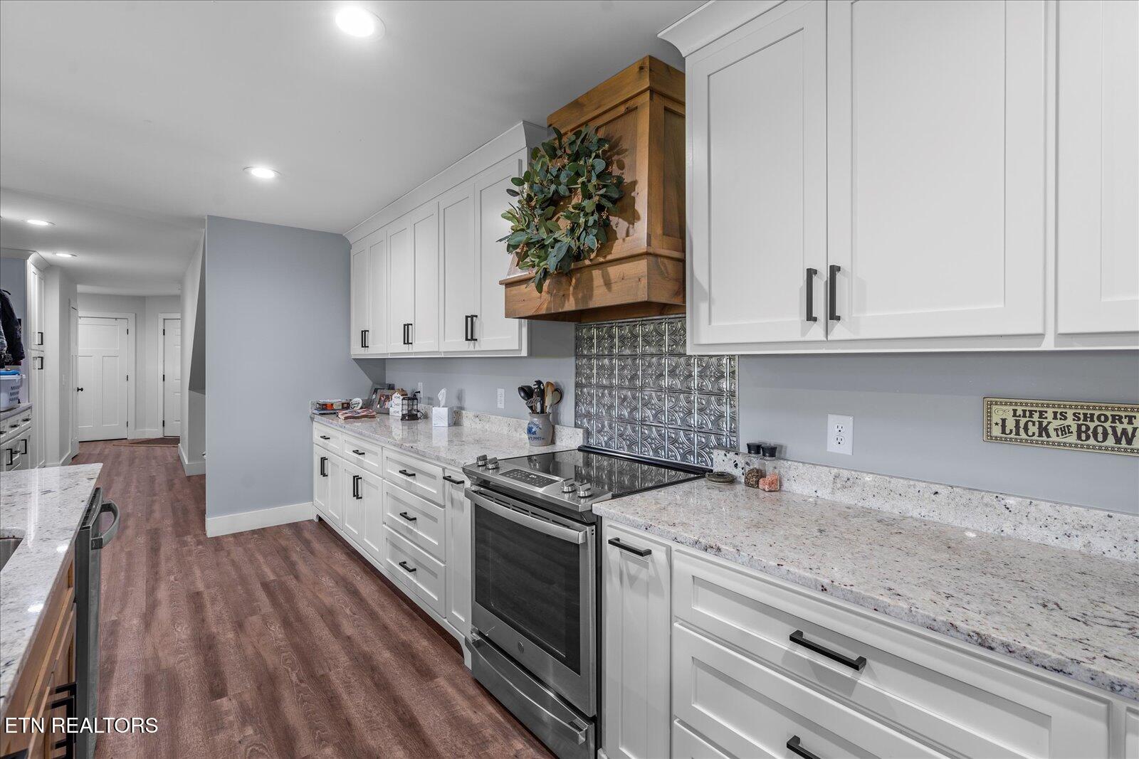 180 Mecca Pike Tellico Plains TN 37385