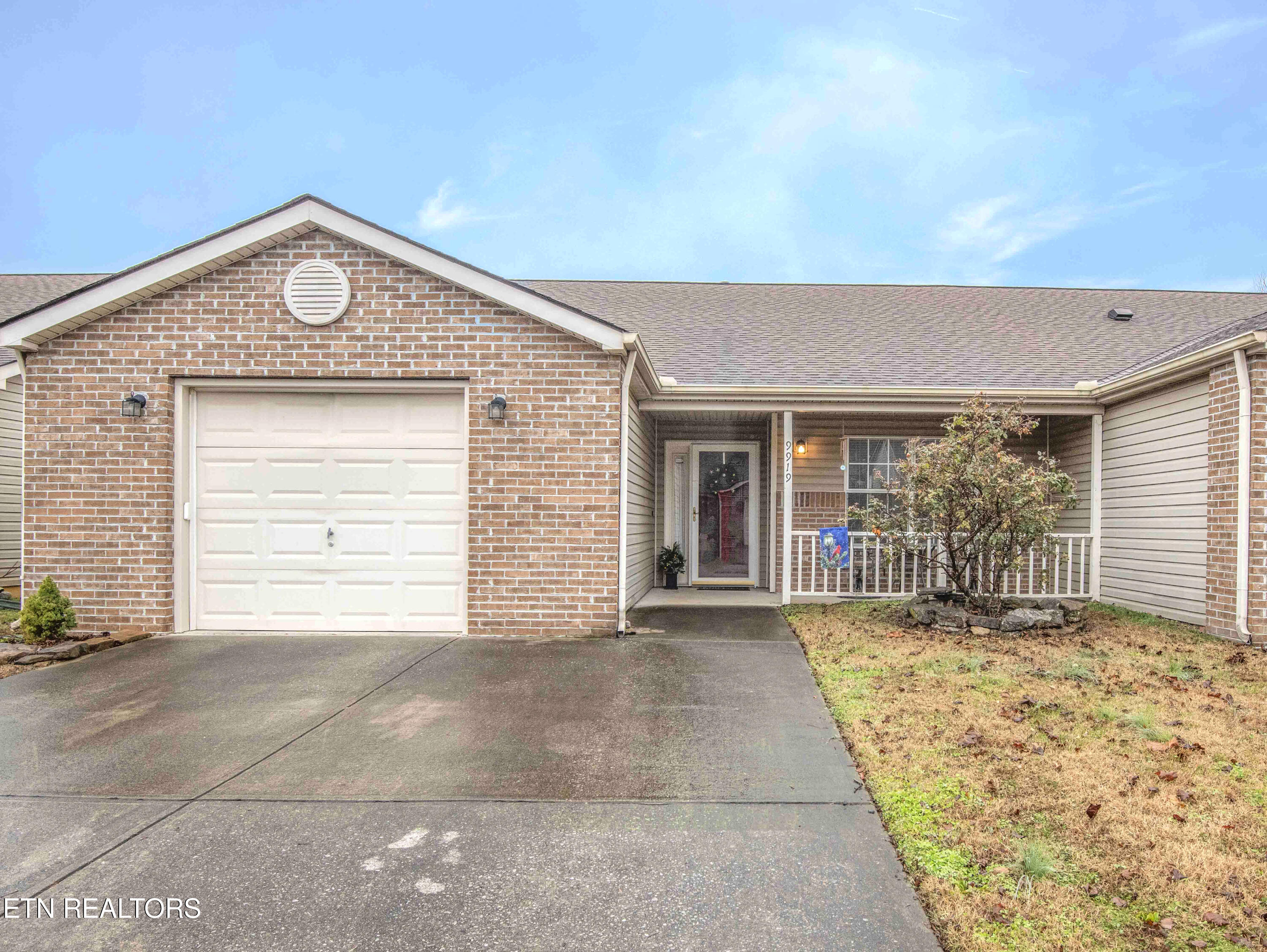 9919 Tinsmith Way Knoxville TN 37931