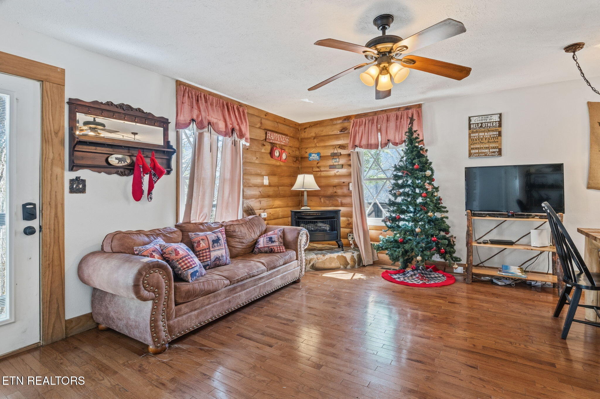 2652 Sunset Road Sevierville TN 37862