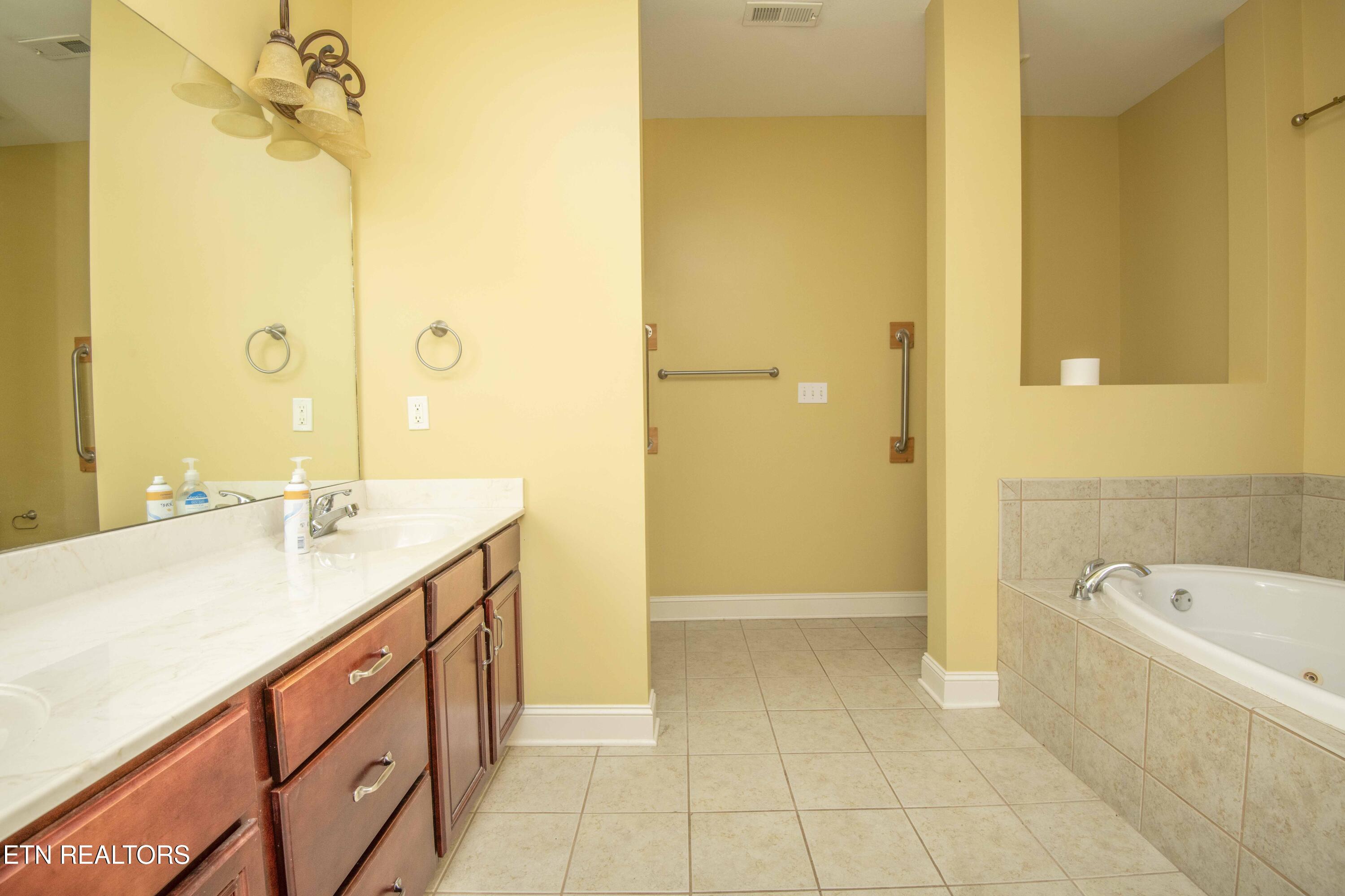 119 Waterston Way Clinton TN 37716