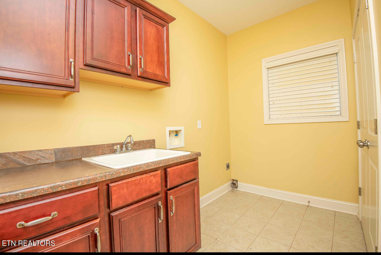 119 Waterston Way Clinton TN 37716