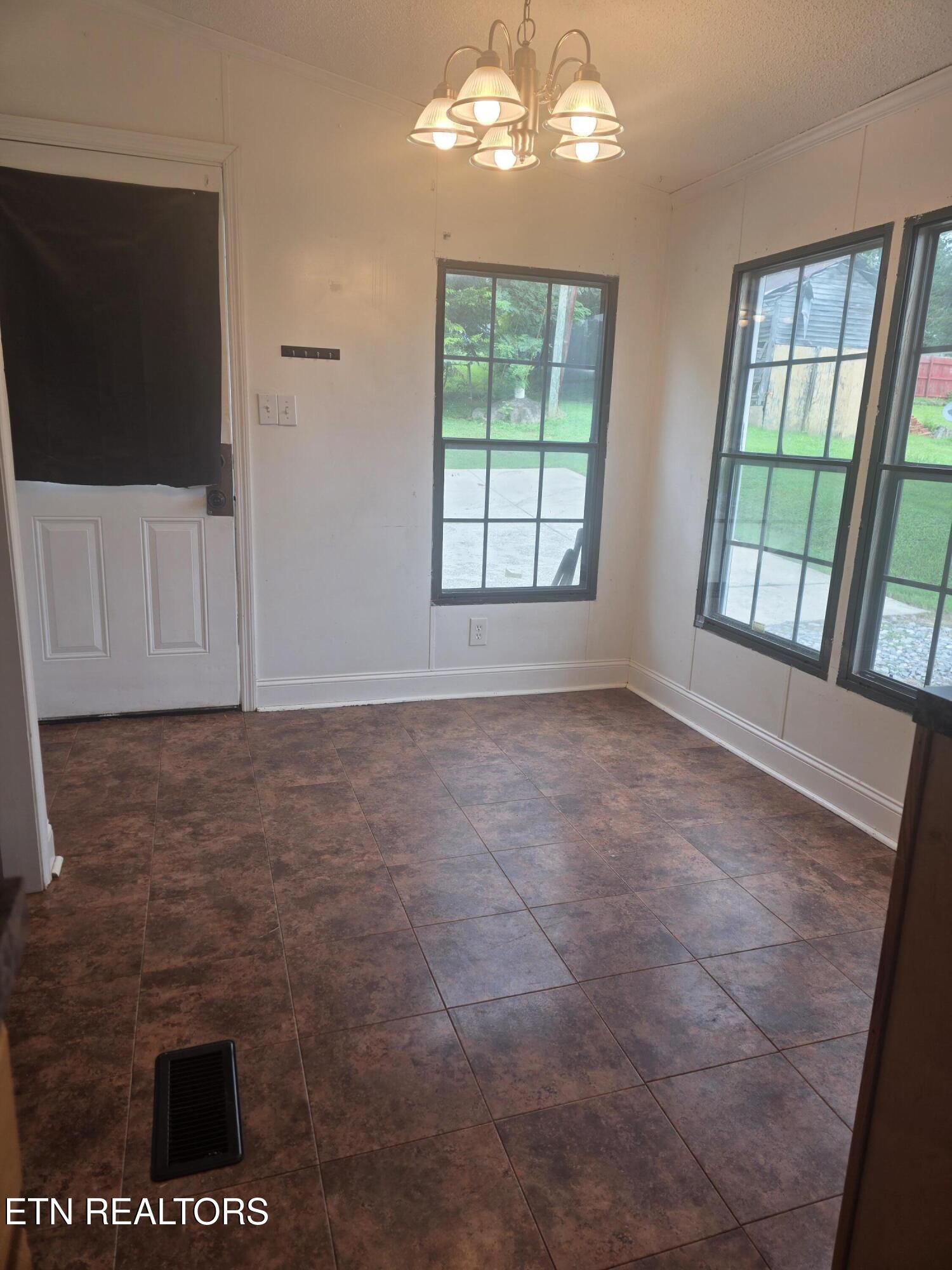 608 Church Street Loudon TN 37774