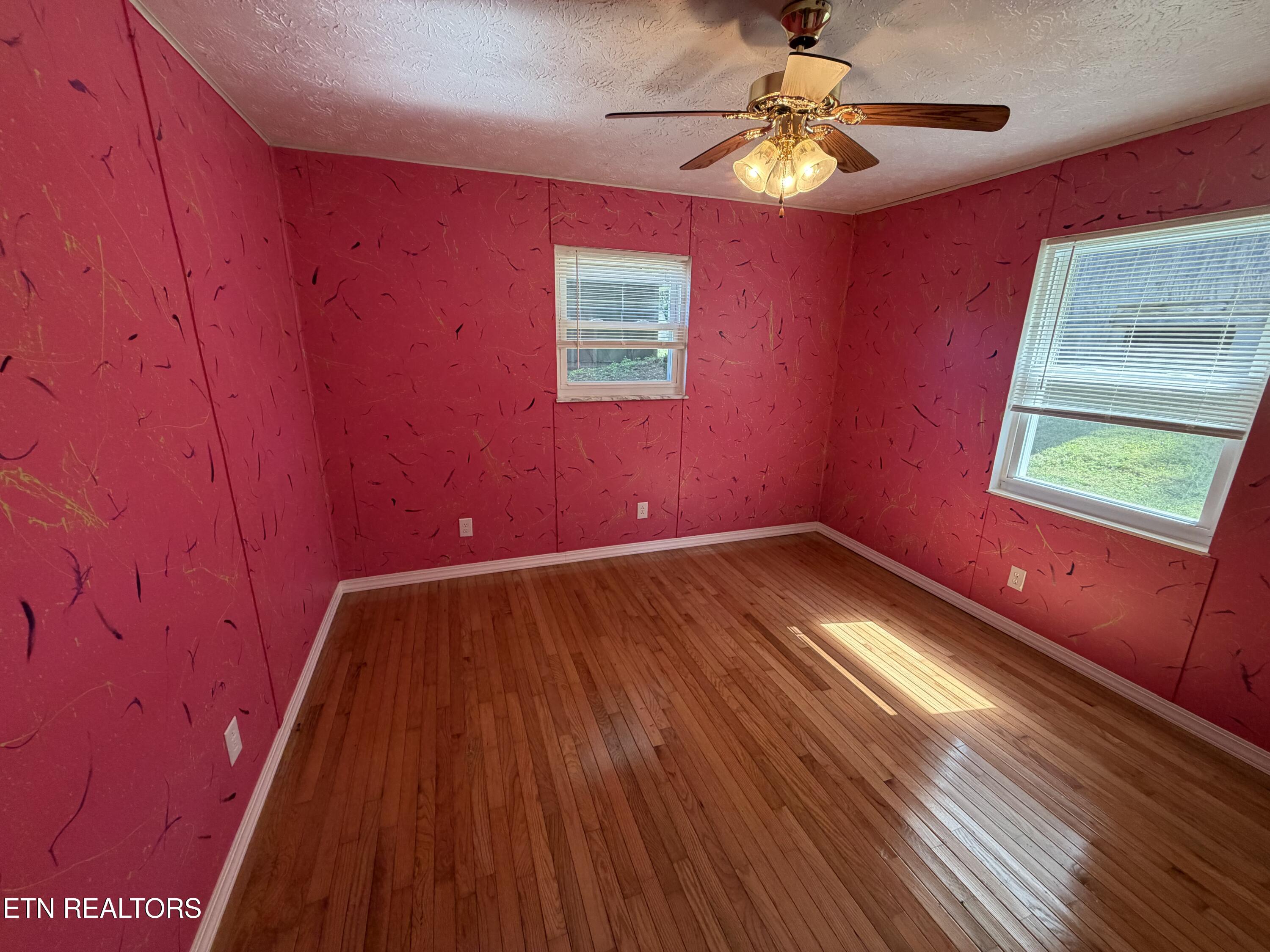 157 Neely Drive Tazewell TN 37879