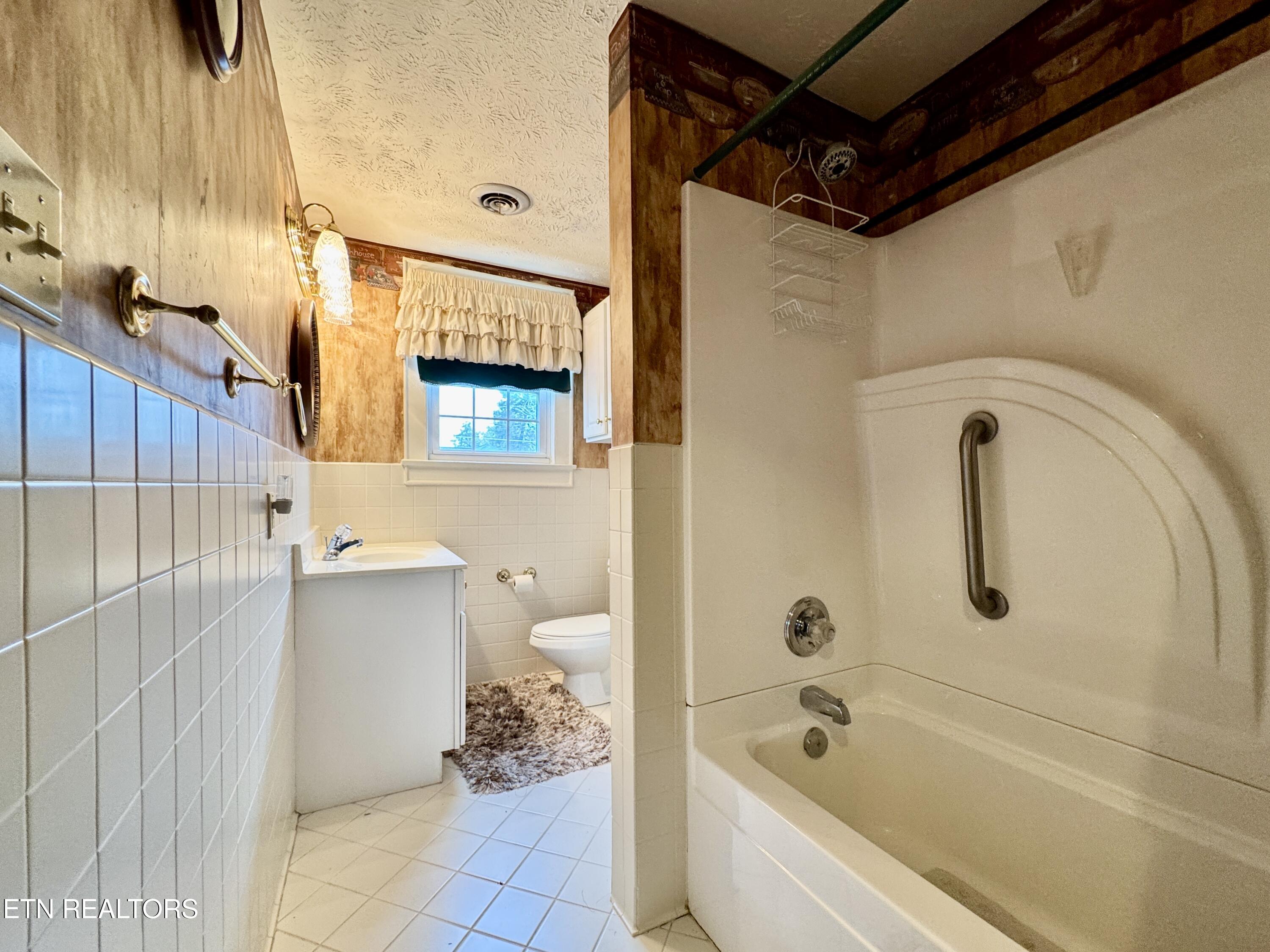 205 Adair Drive Knoxville TN 37918