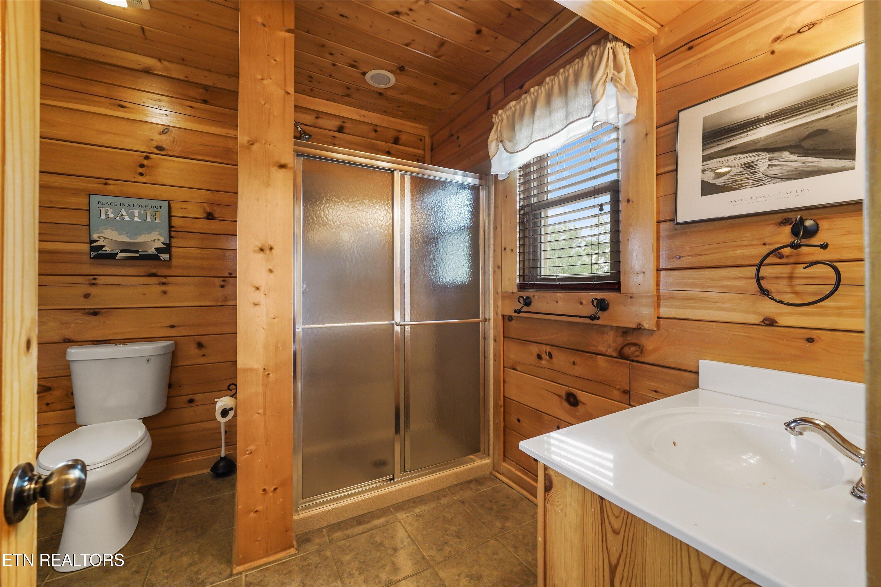 2803 White Oak Ridge Lane Sevierville TN 37862