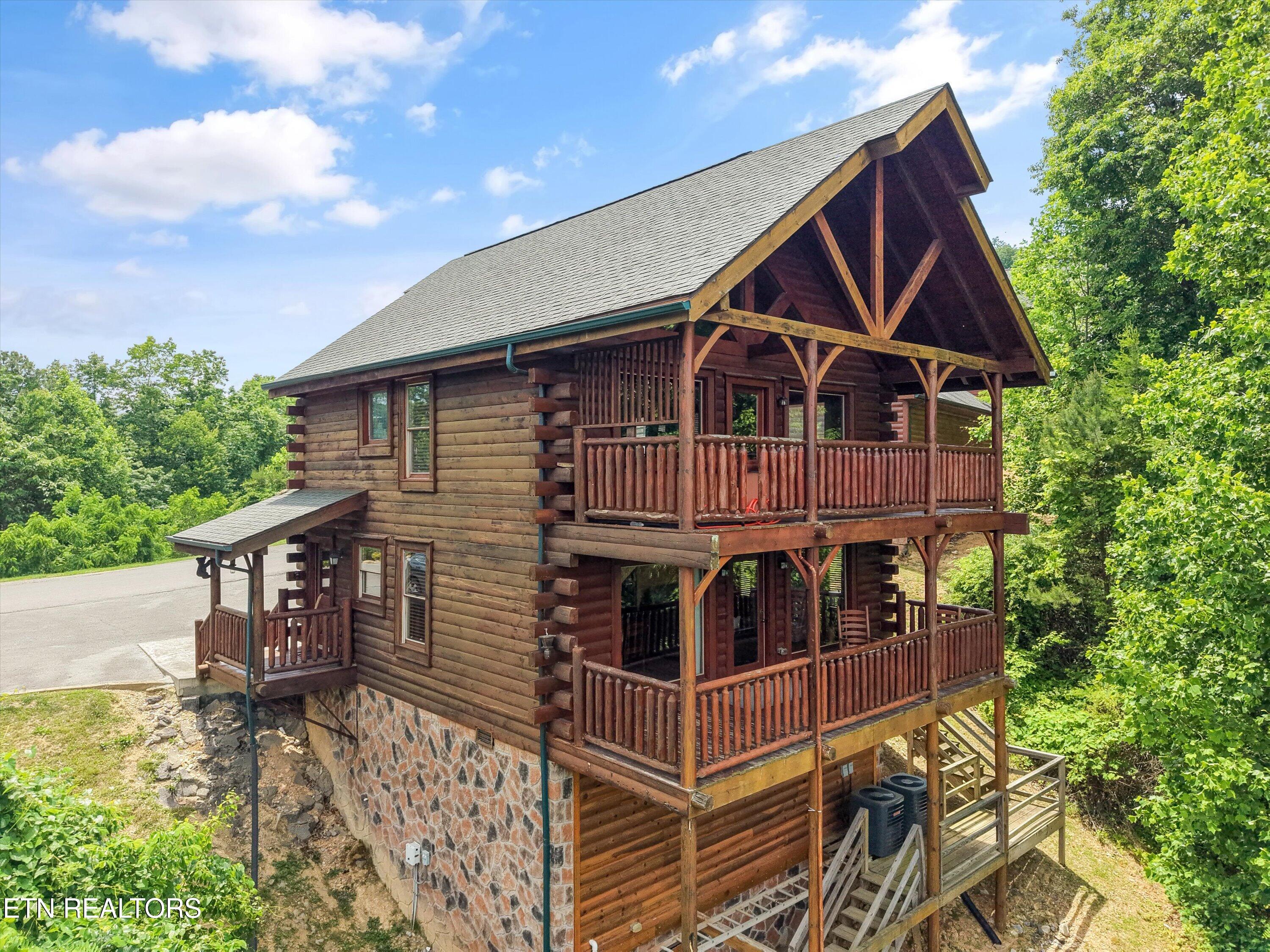 2803 White Oak Ridge Lane Sevierville TN 37862