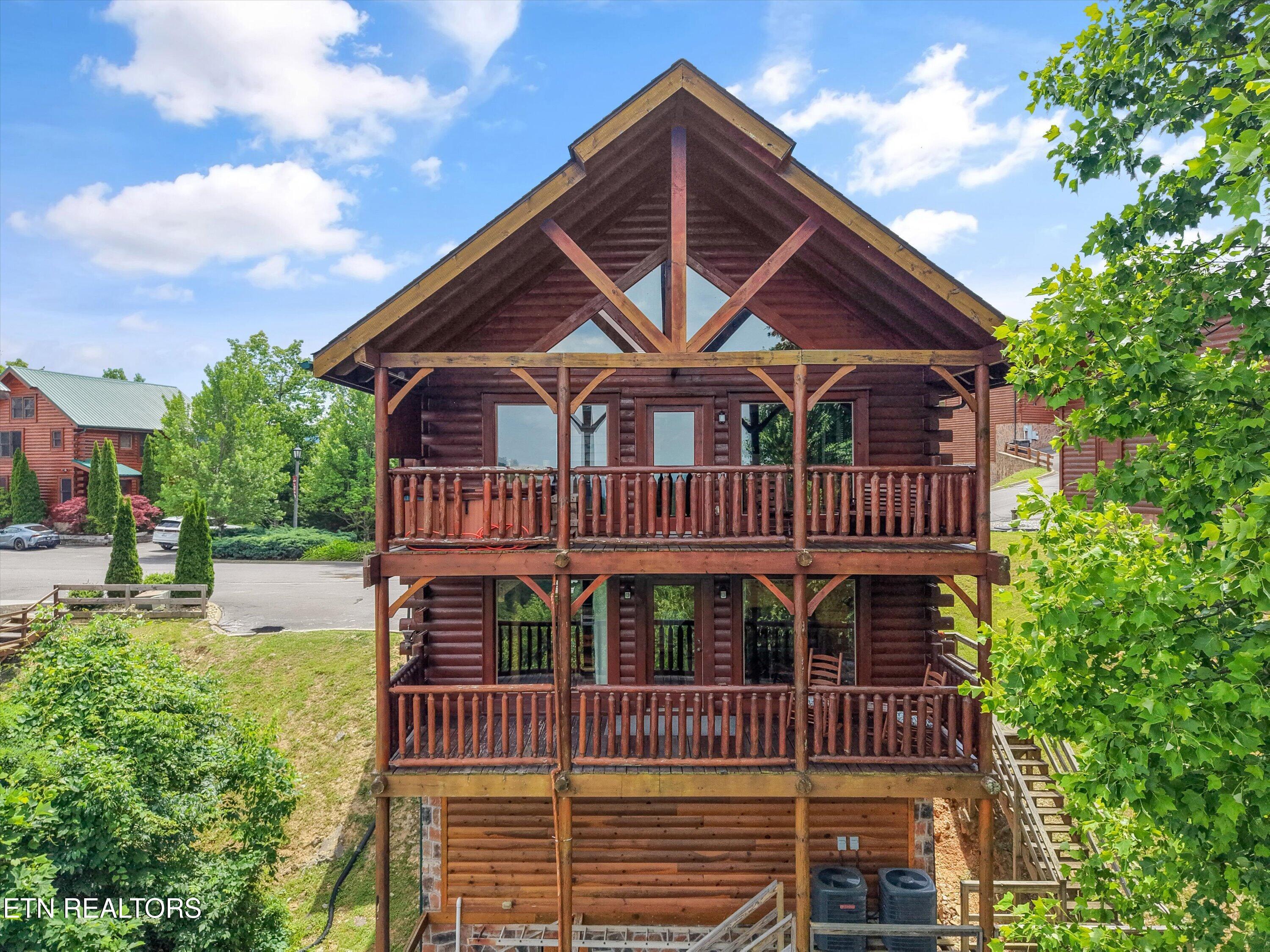 2803 White Oak Ridge Lane Sevierville TN 37862
