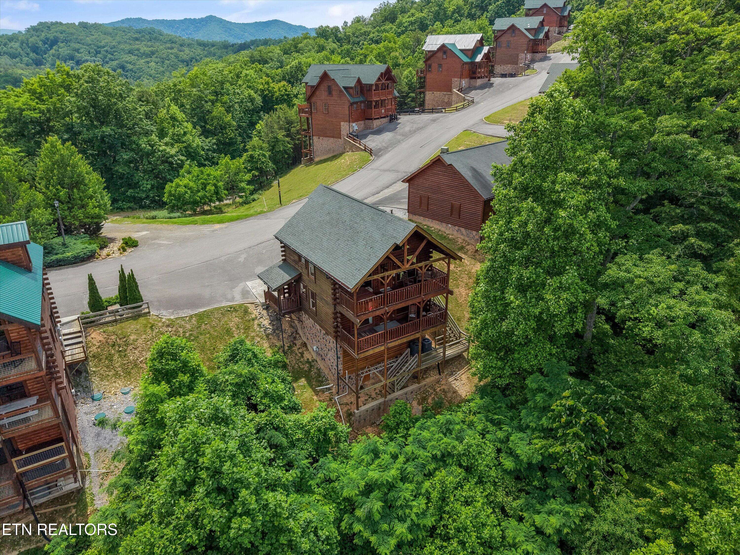 2803 White Oak Ridge Lane Sevierville TN 37862