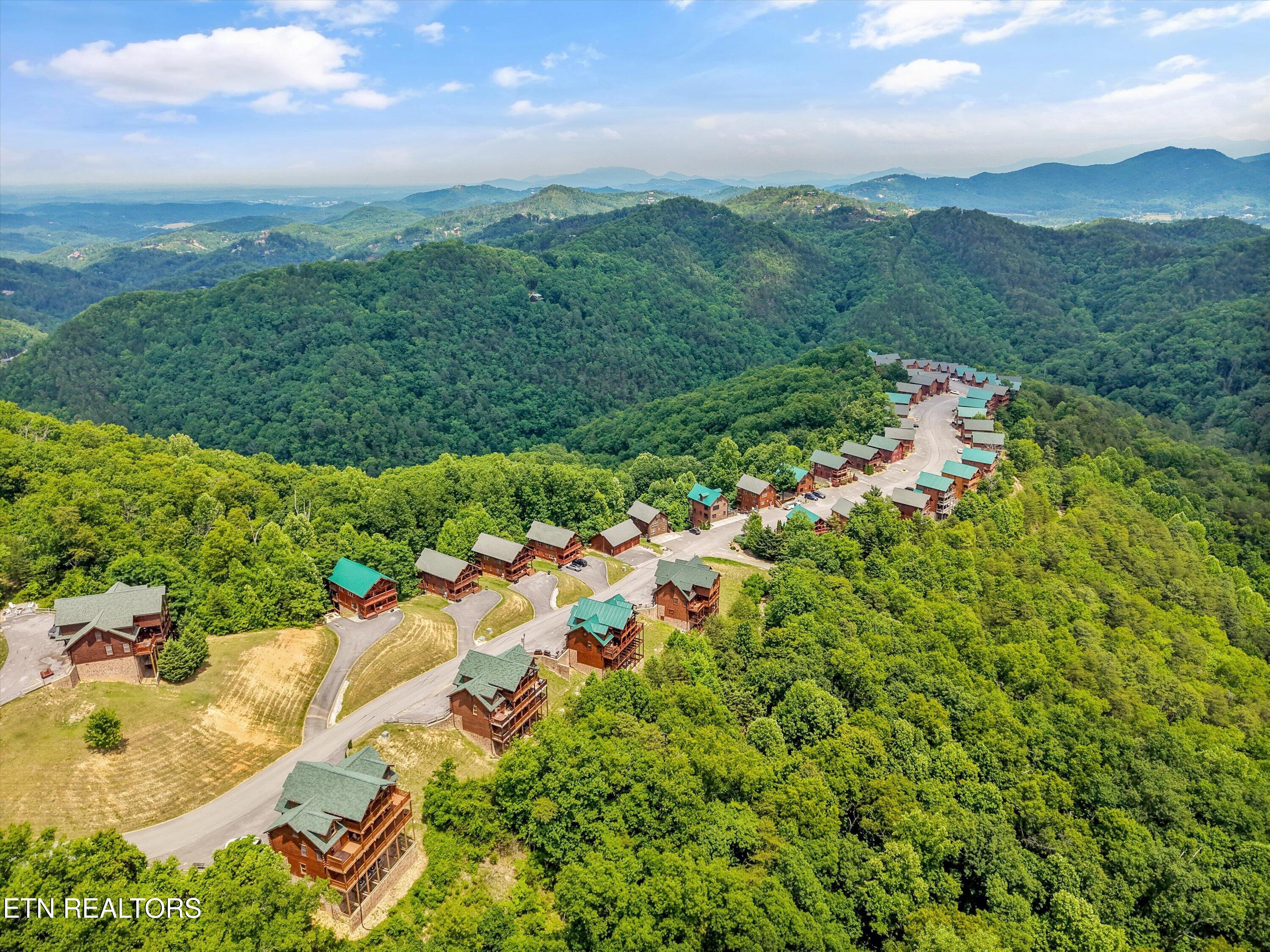 2803 White Oak Ridge Lane Sevierville TN 37862