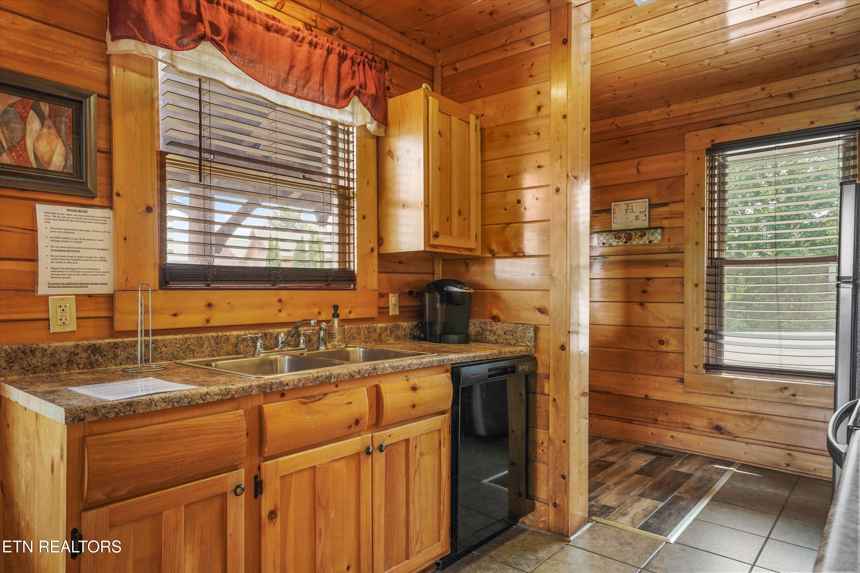 2803 White Oak Ridge Lane Sevierville TN 37862