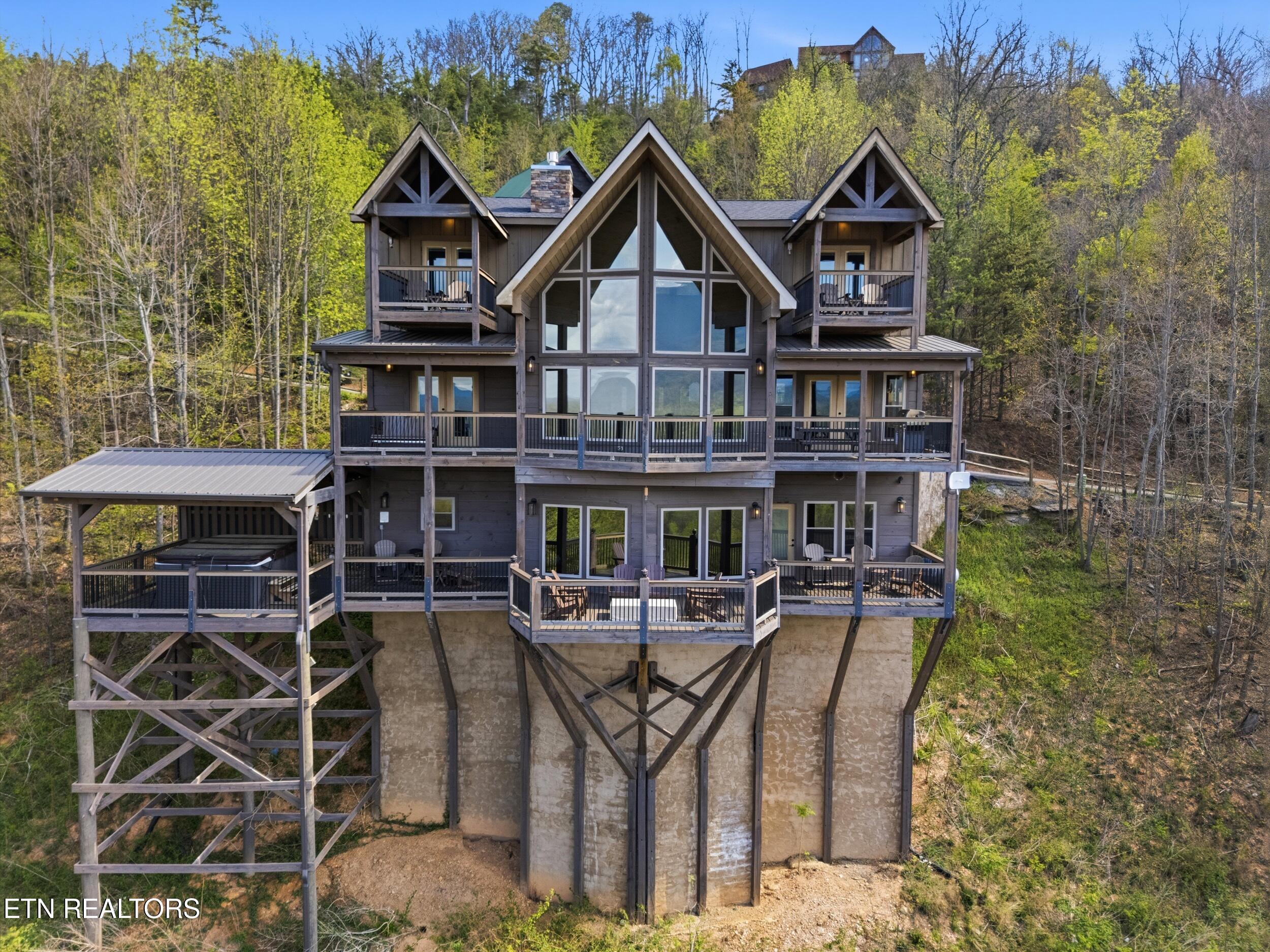 2643 Dogwood Ridge Way Sevierville TN 37862