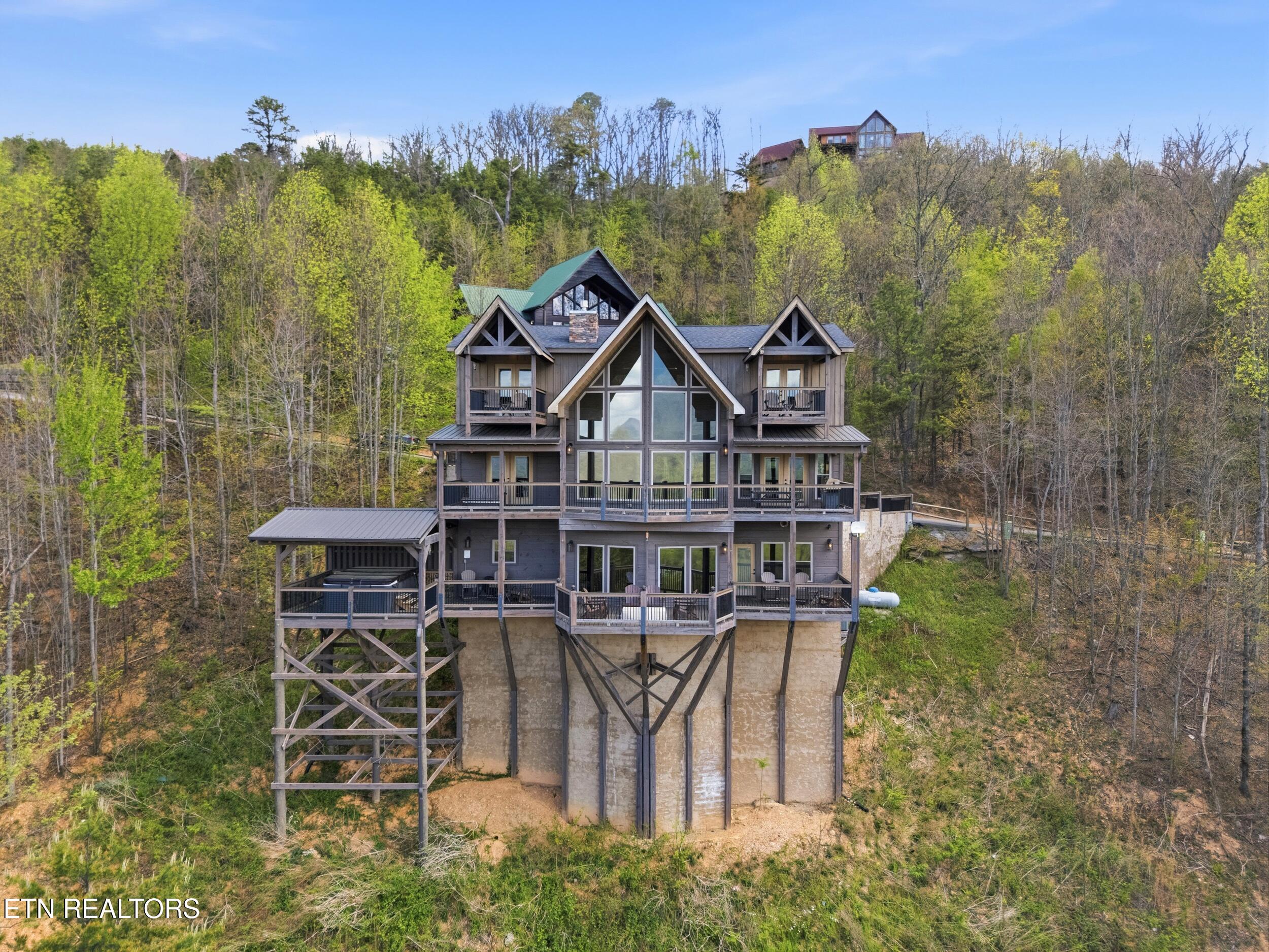 2643 Dogwood Ridge Way Sevierville TN 37862