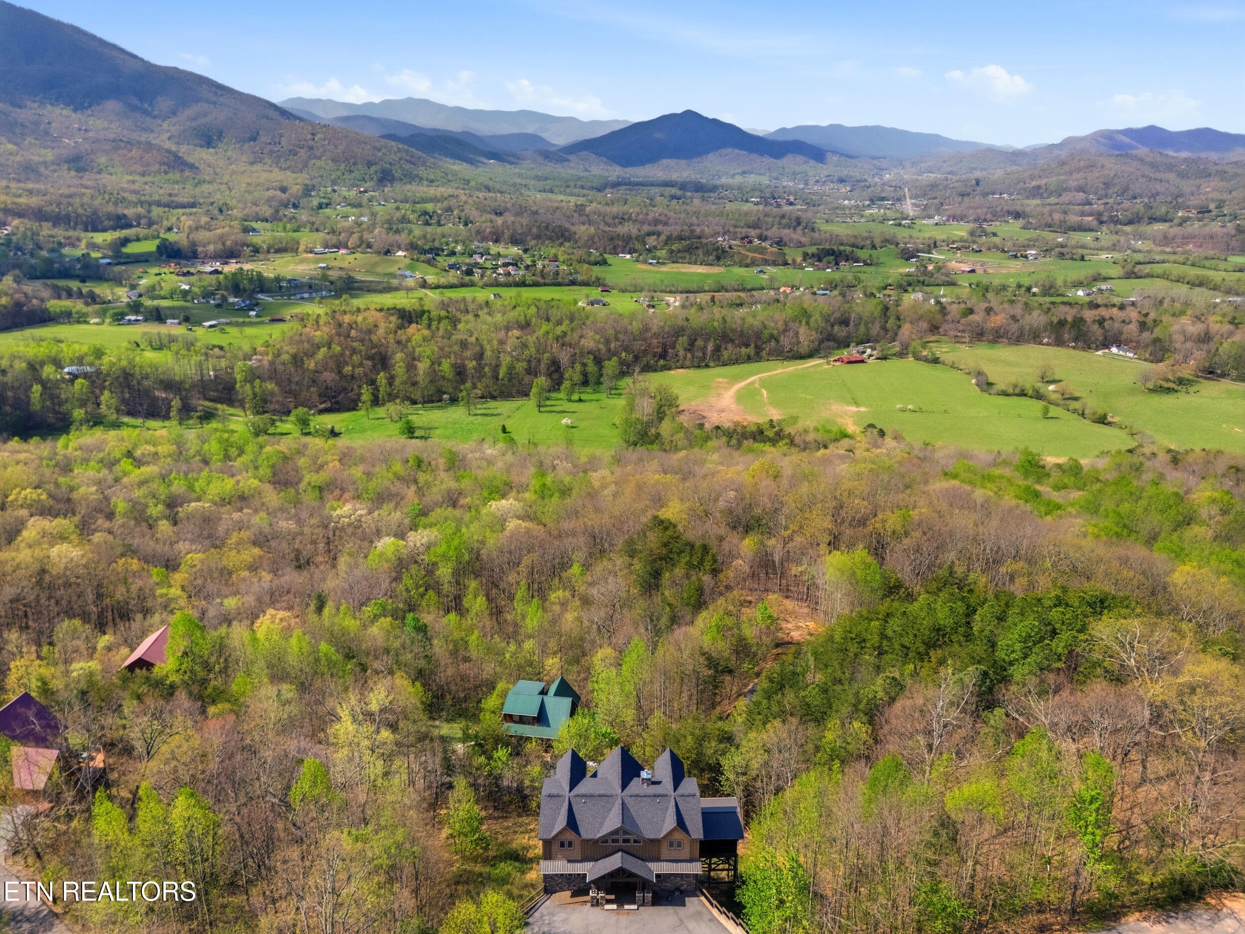 2643 Dogwood Ridge Way Sevierville TN 37862