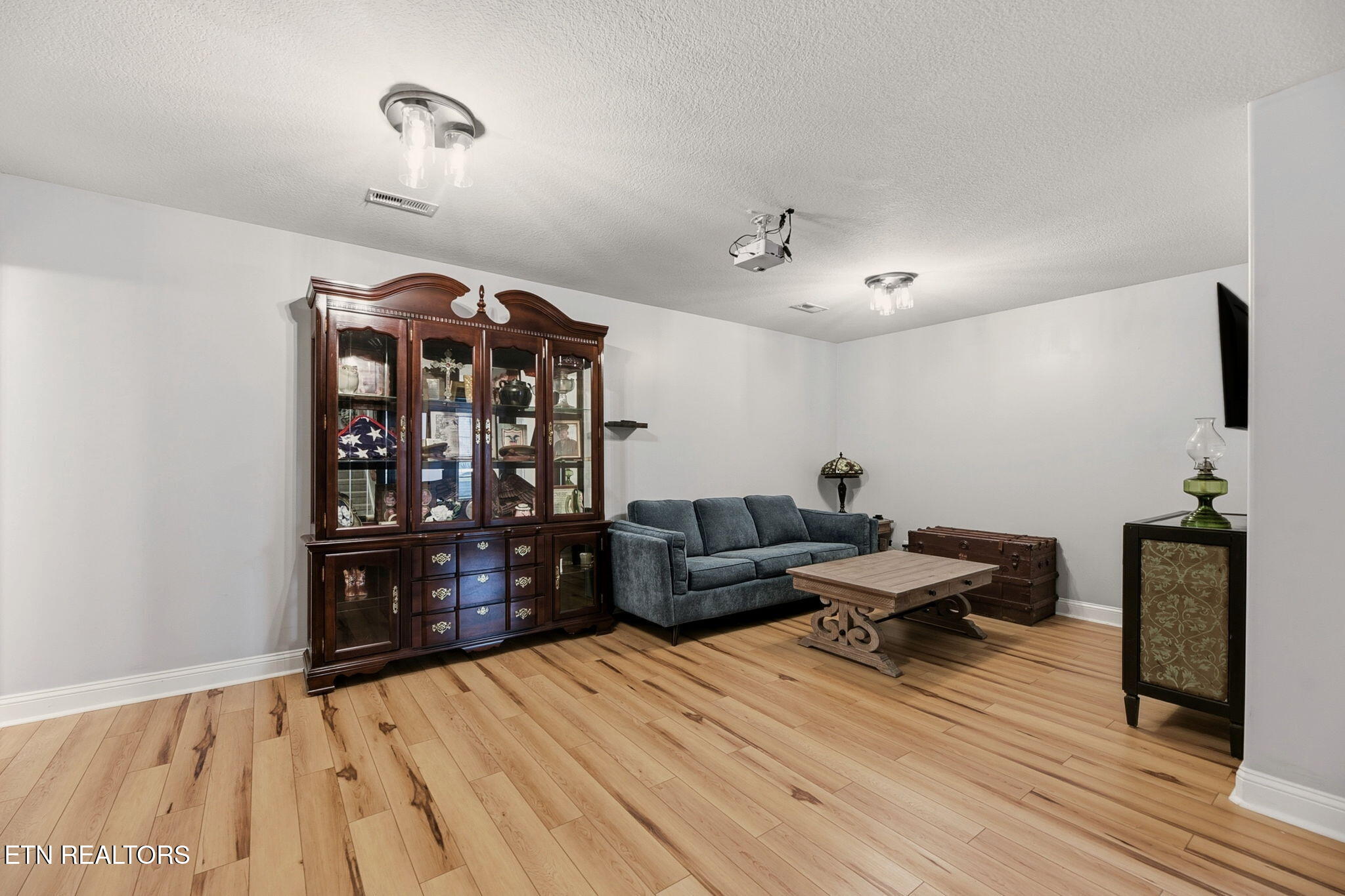 7819 Elkton Lane Powell TN 37849