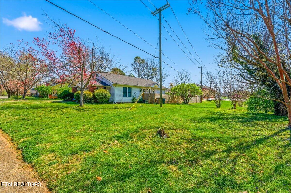 1932 Emoriland Boulevard Knoxville TN 37917