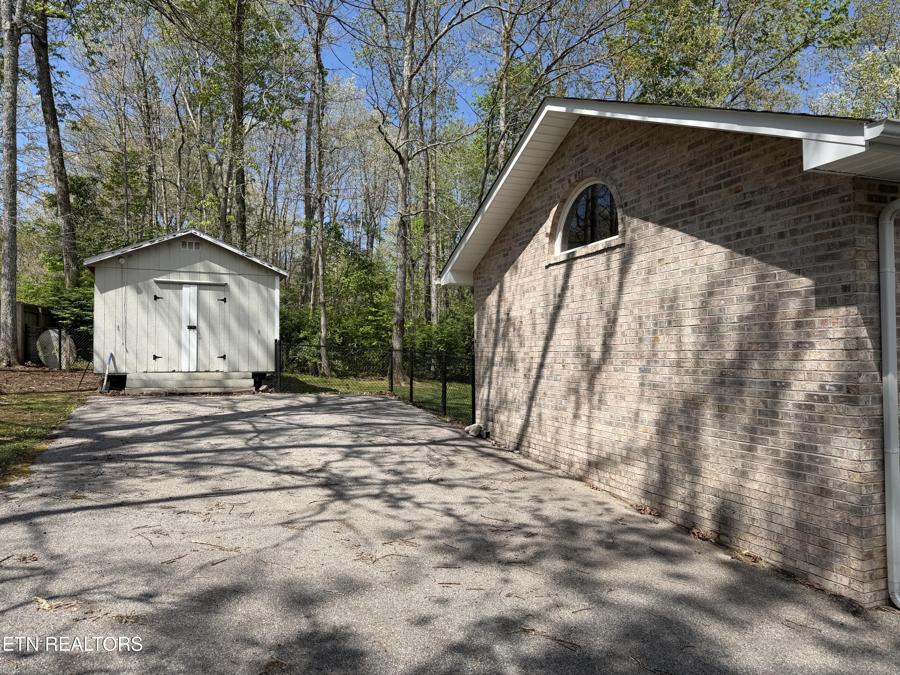 30 Cardinal Loop Crossville TN 38555