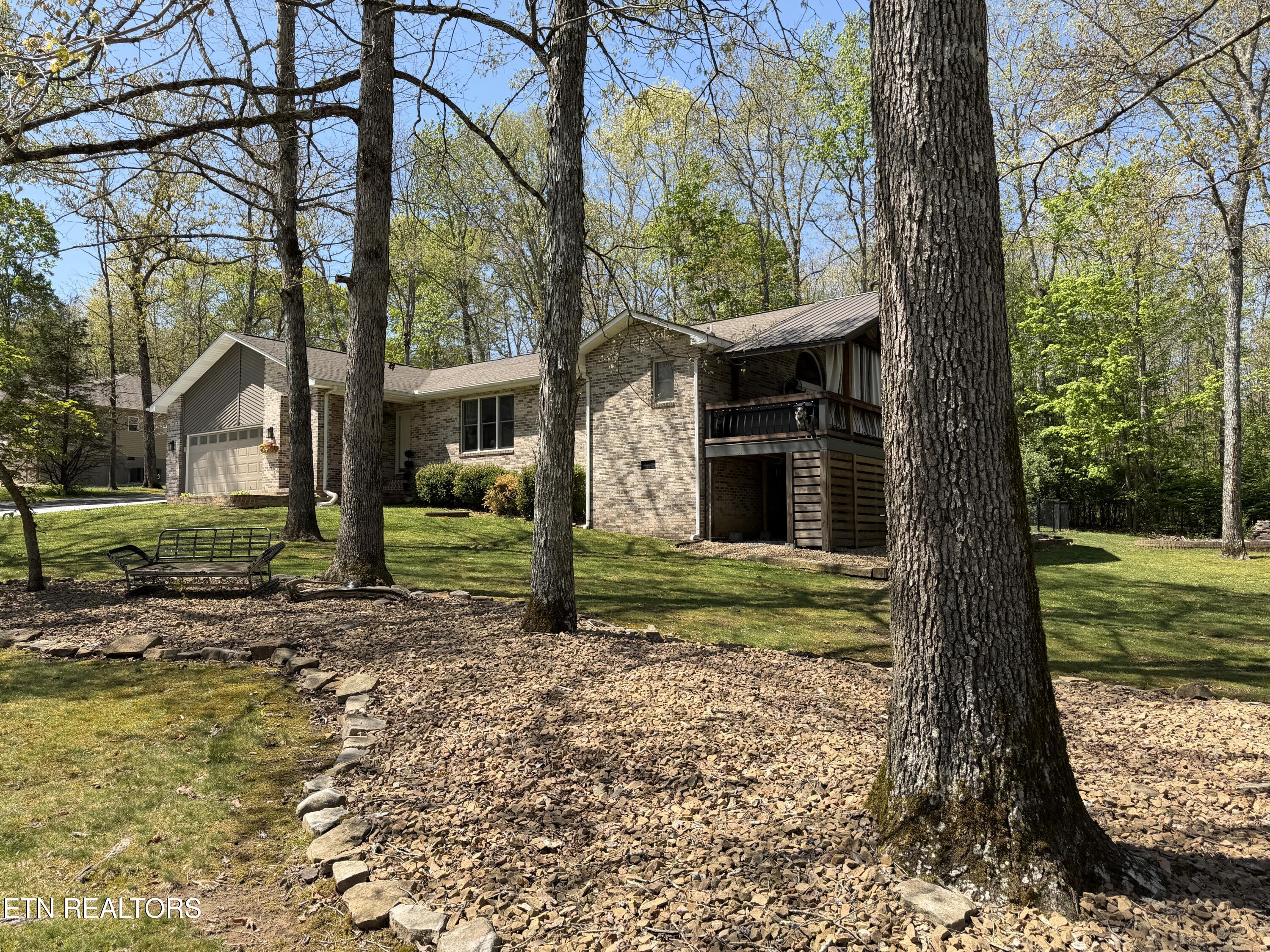 30 Cardinal Loop Crossville TN 38555