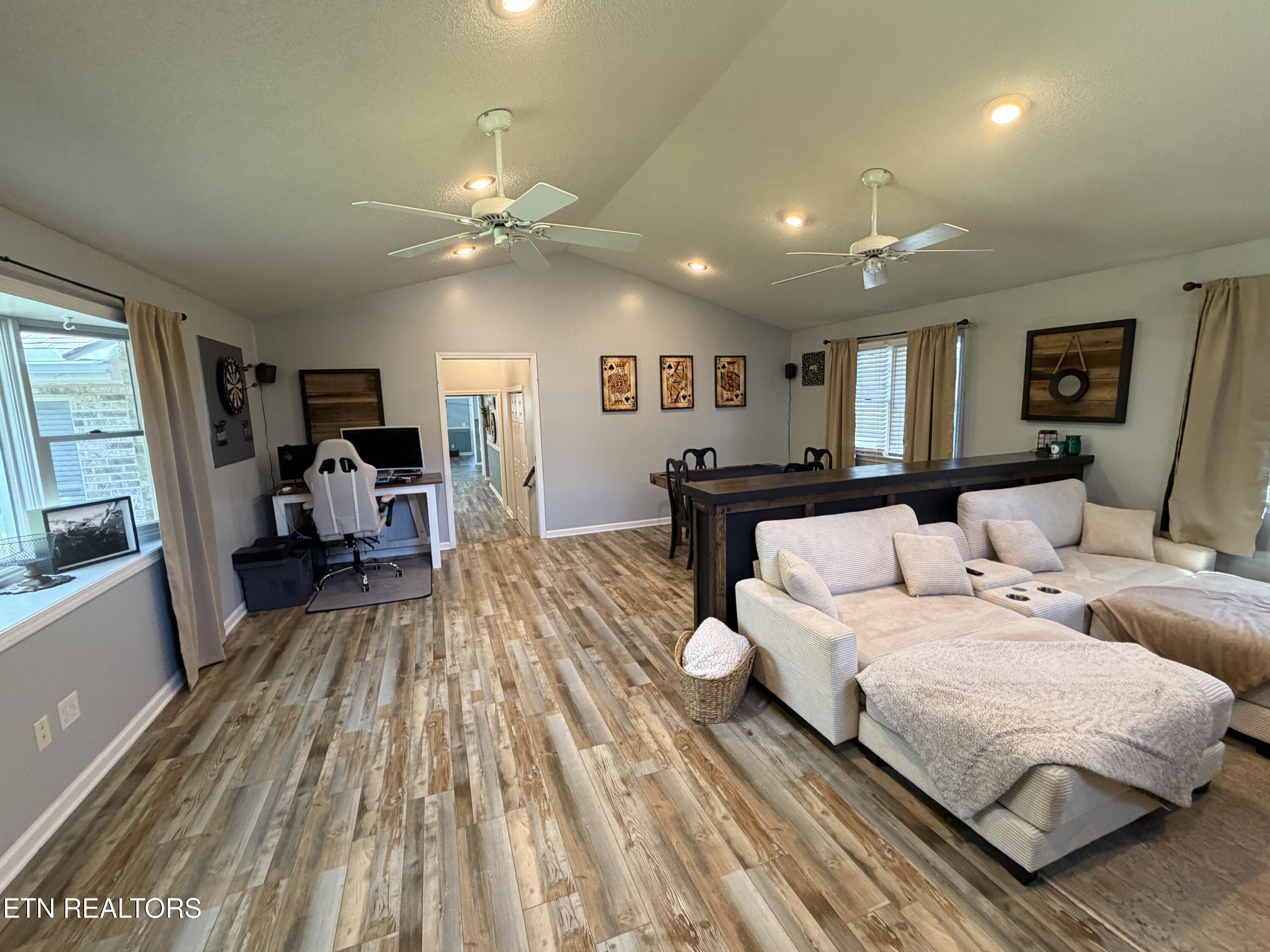 30 Cardinal Loop Crossville TN 38555