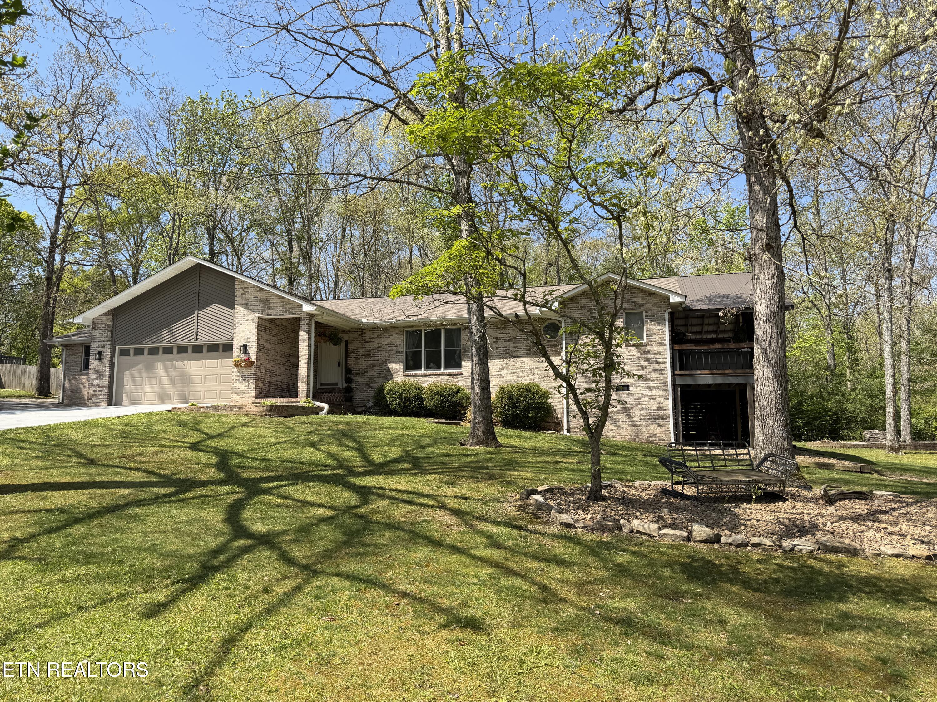 30 Cardinal Loop Crossville TN 38555