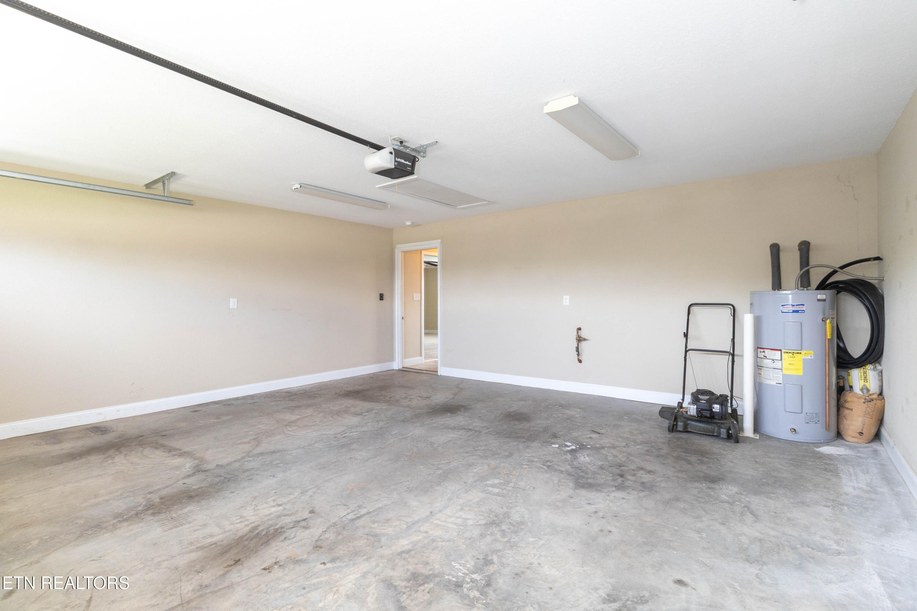 839 Wells Road Maryville TN 37801
