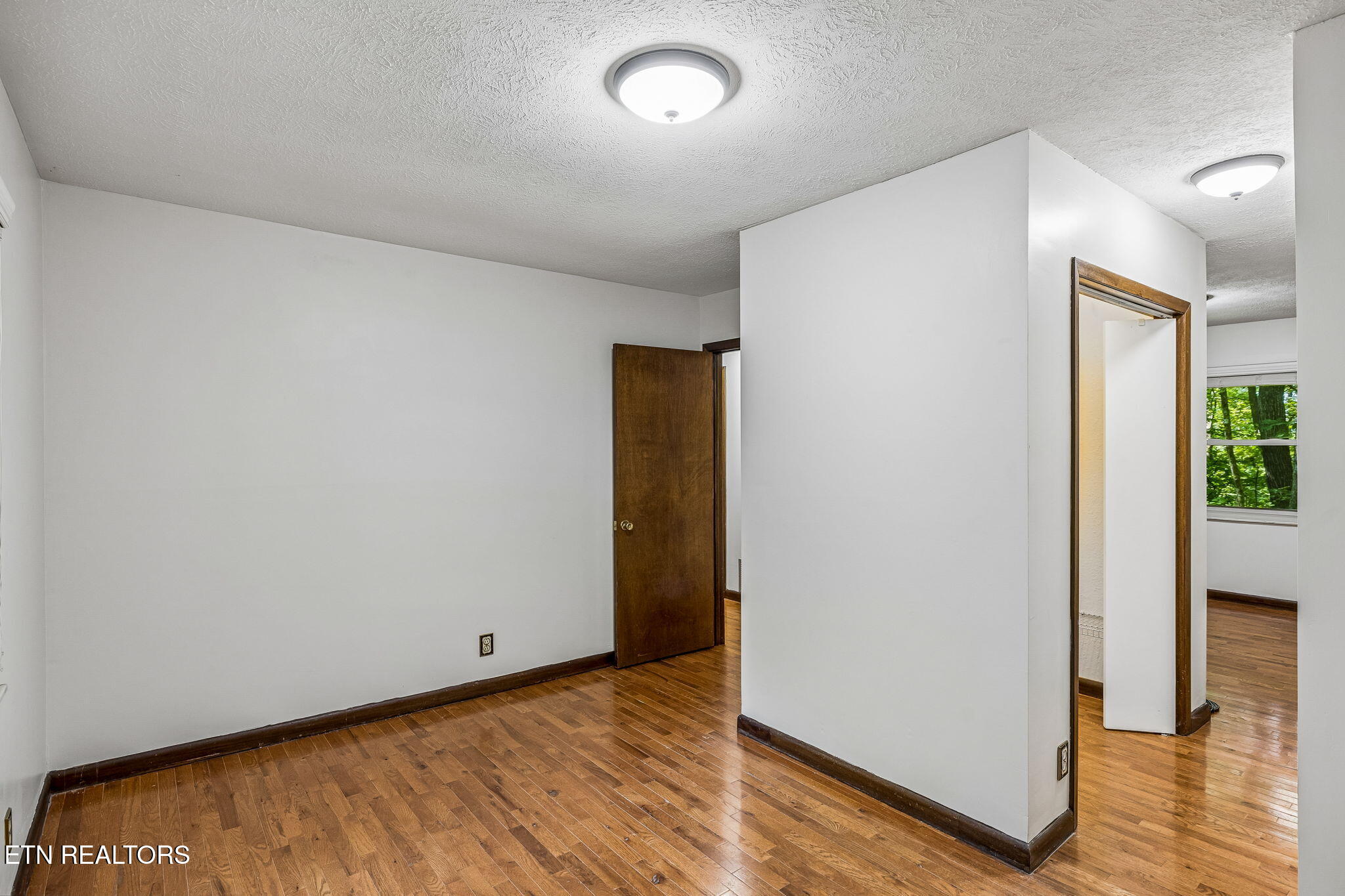 107 Neville Lane Oak Ridge TN 37830