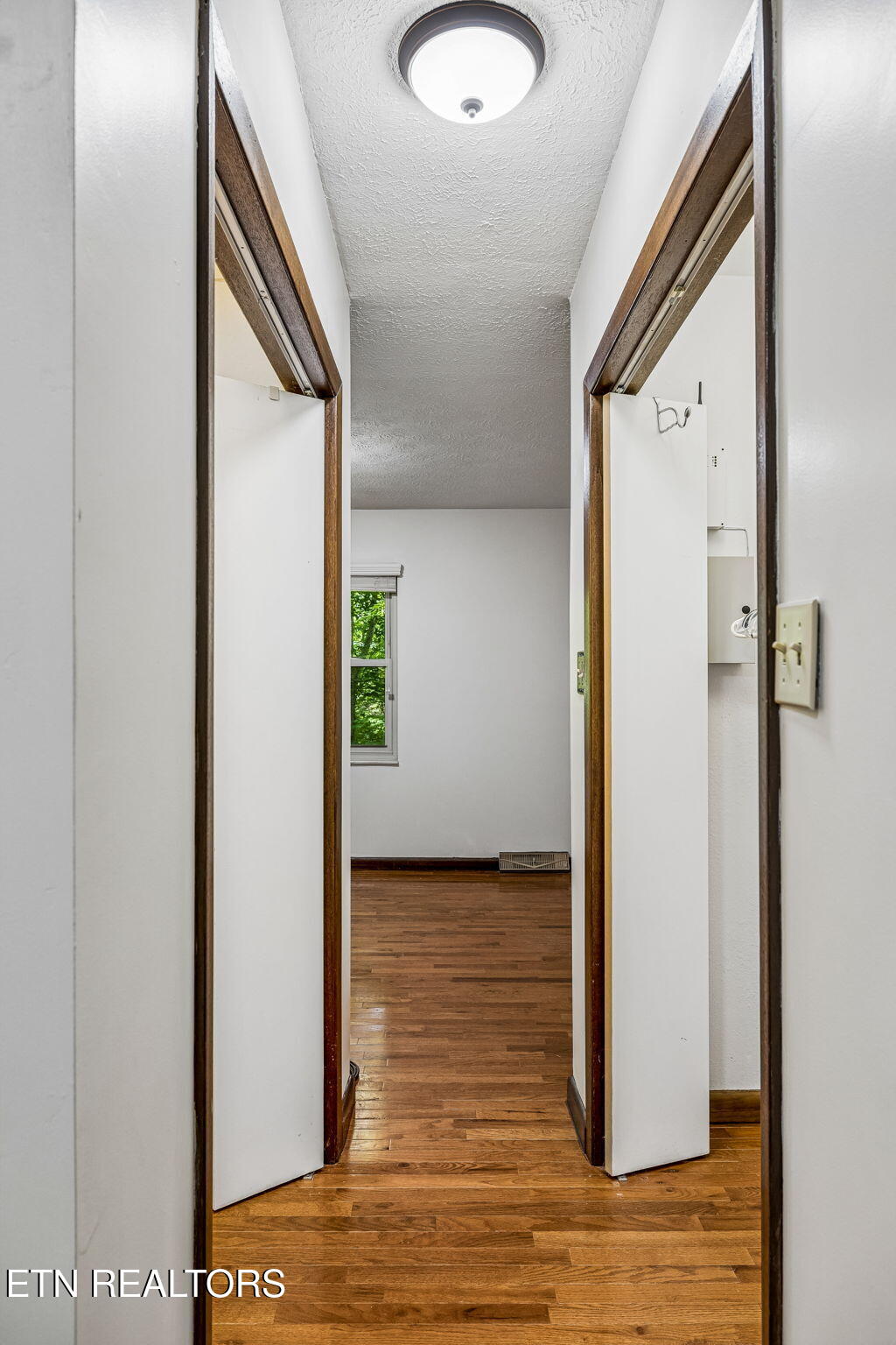 107 Neville Lane Oak Ridge TN 37830