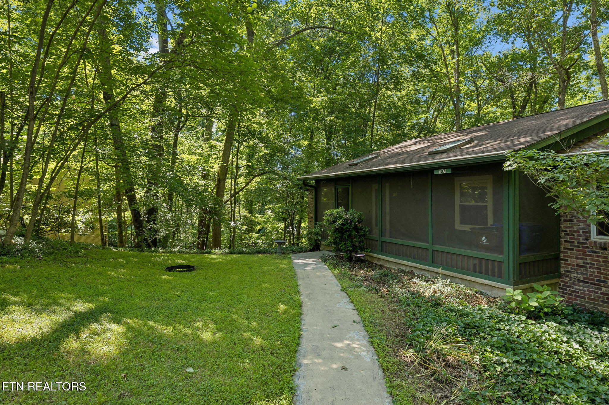 107 Neville Lane Oak Ridge TN 37830