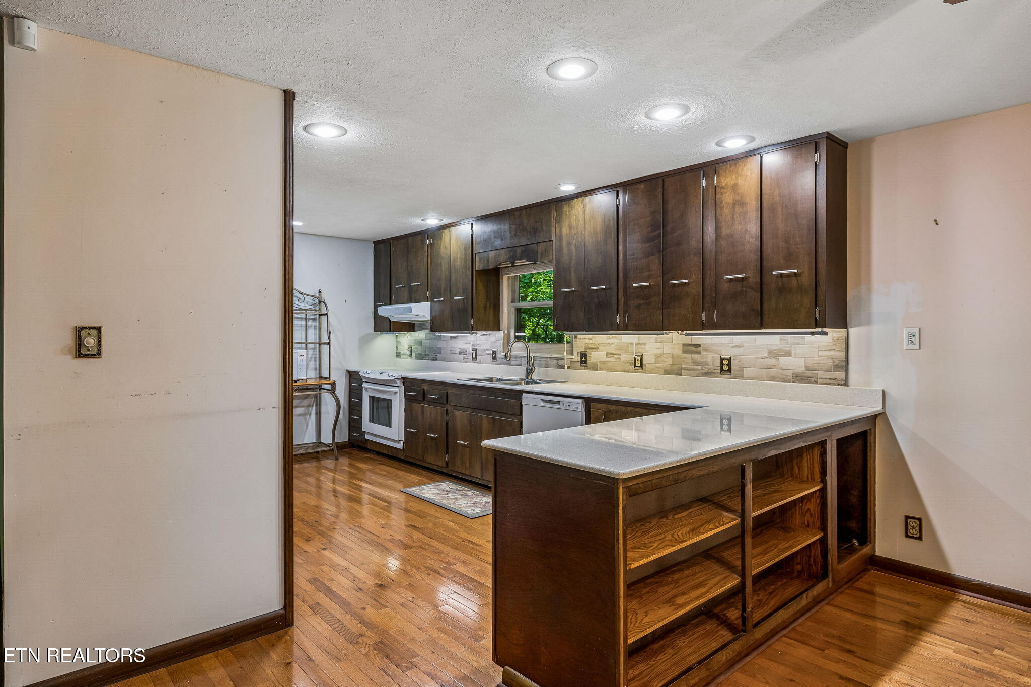 107 Neville Lane Oak Ridge TN 37830
