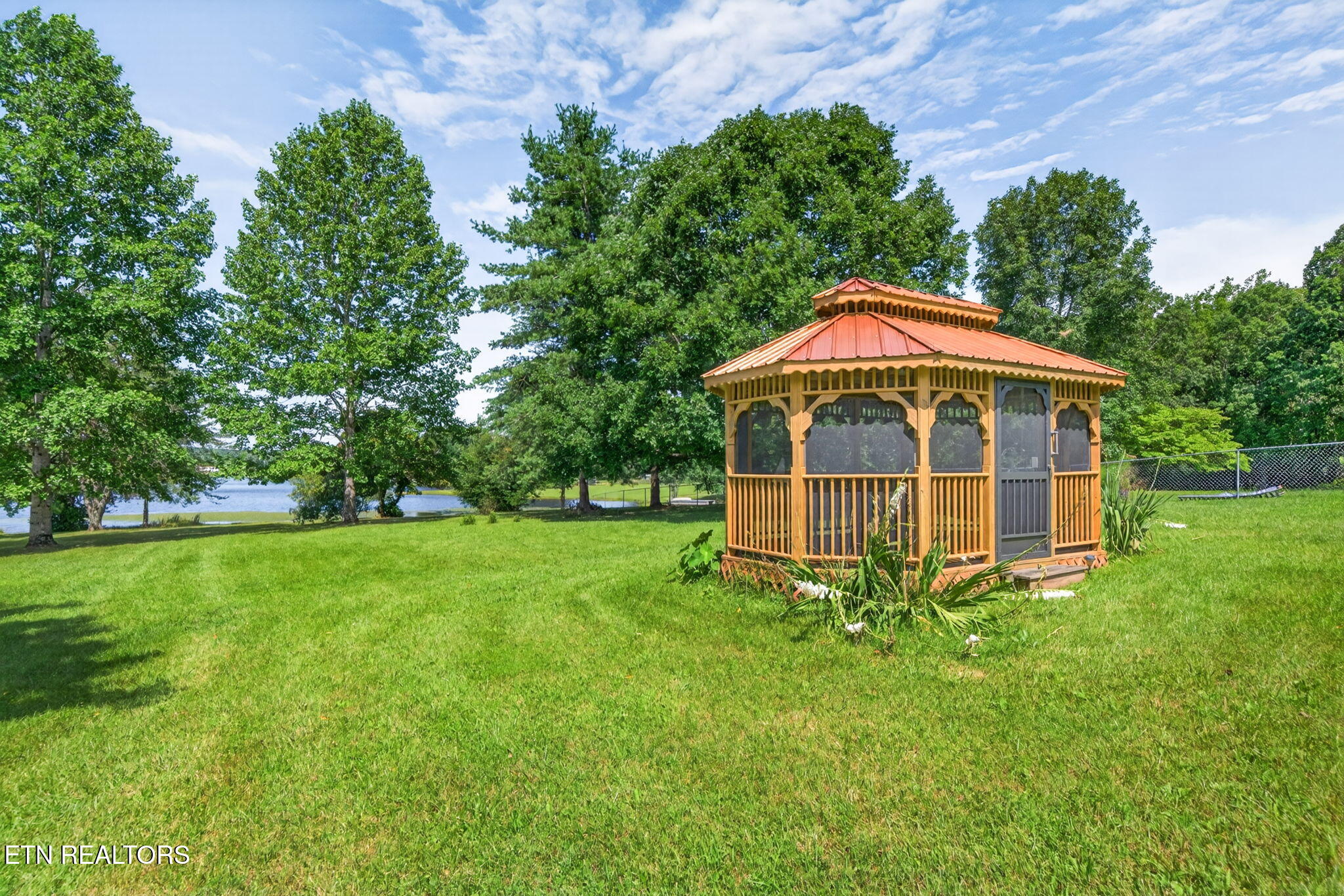 258 Cherry Street Crossville TN 38572