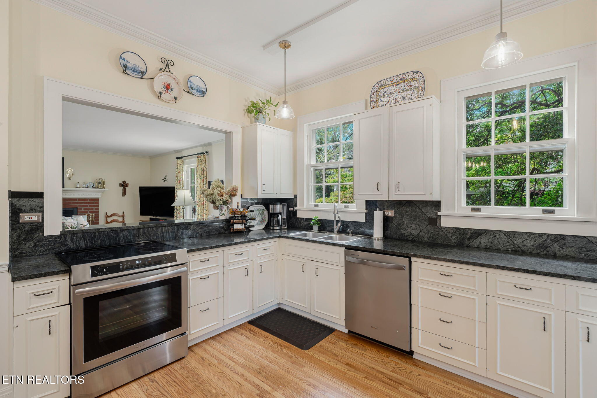 3852 Woodhill Place Knoxville TN 37919