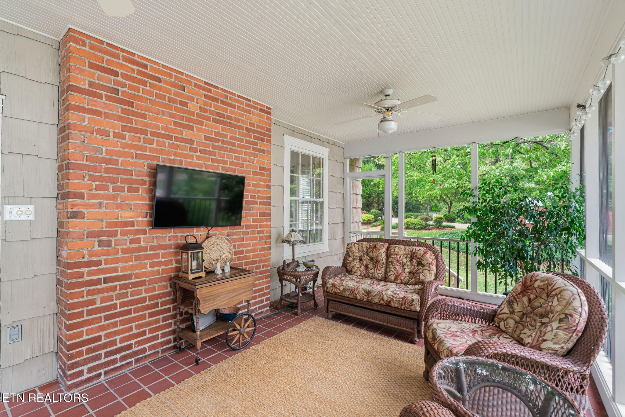 3852 Woodhill Place Knoxville TN 37919
