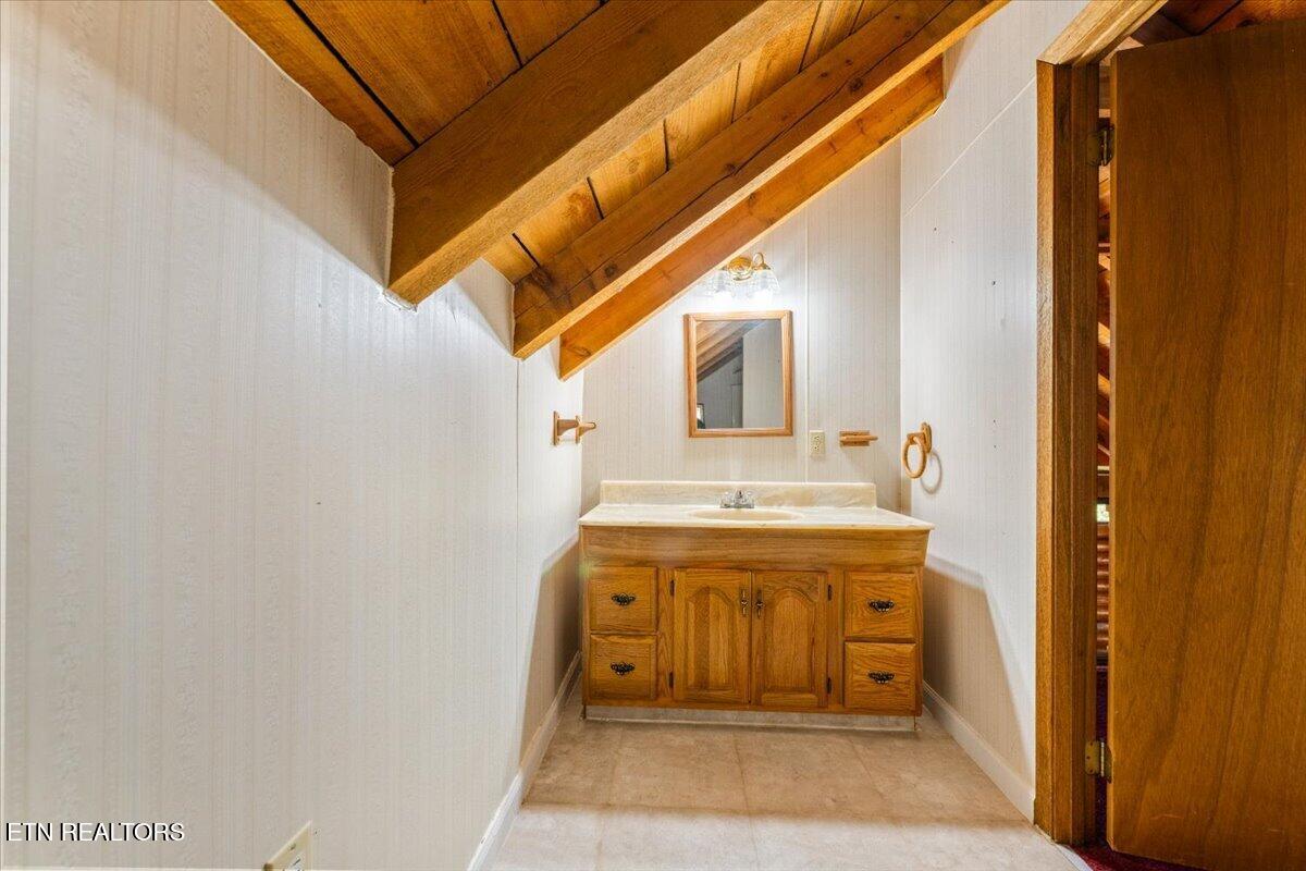 342 Big Springs Lane Jacksboro TN 37757
