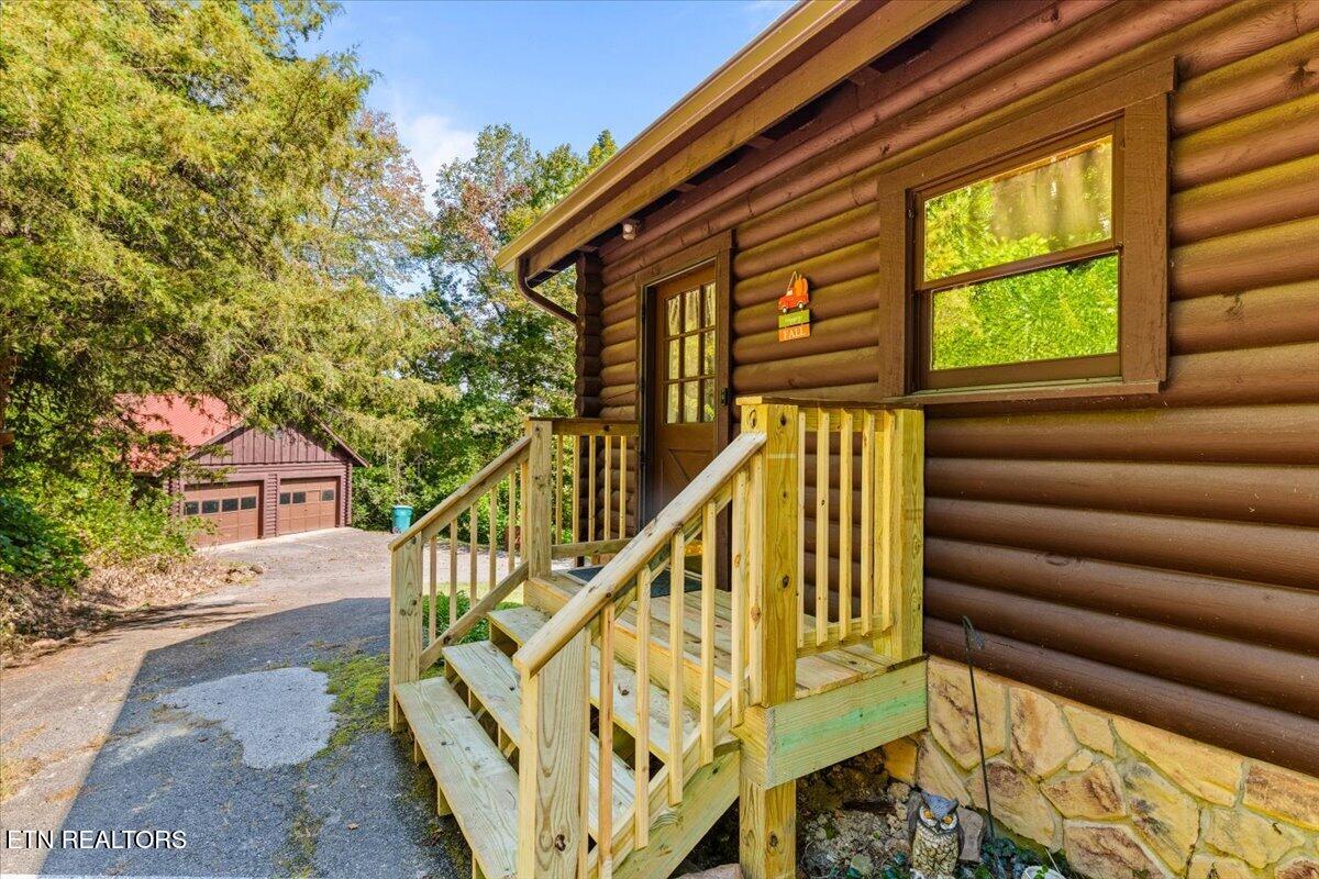 342 Big Springs Lane Jacksboro TN 37757