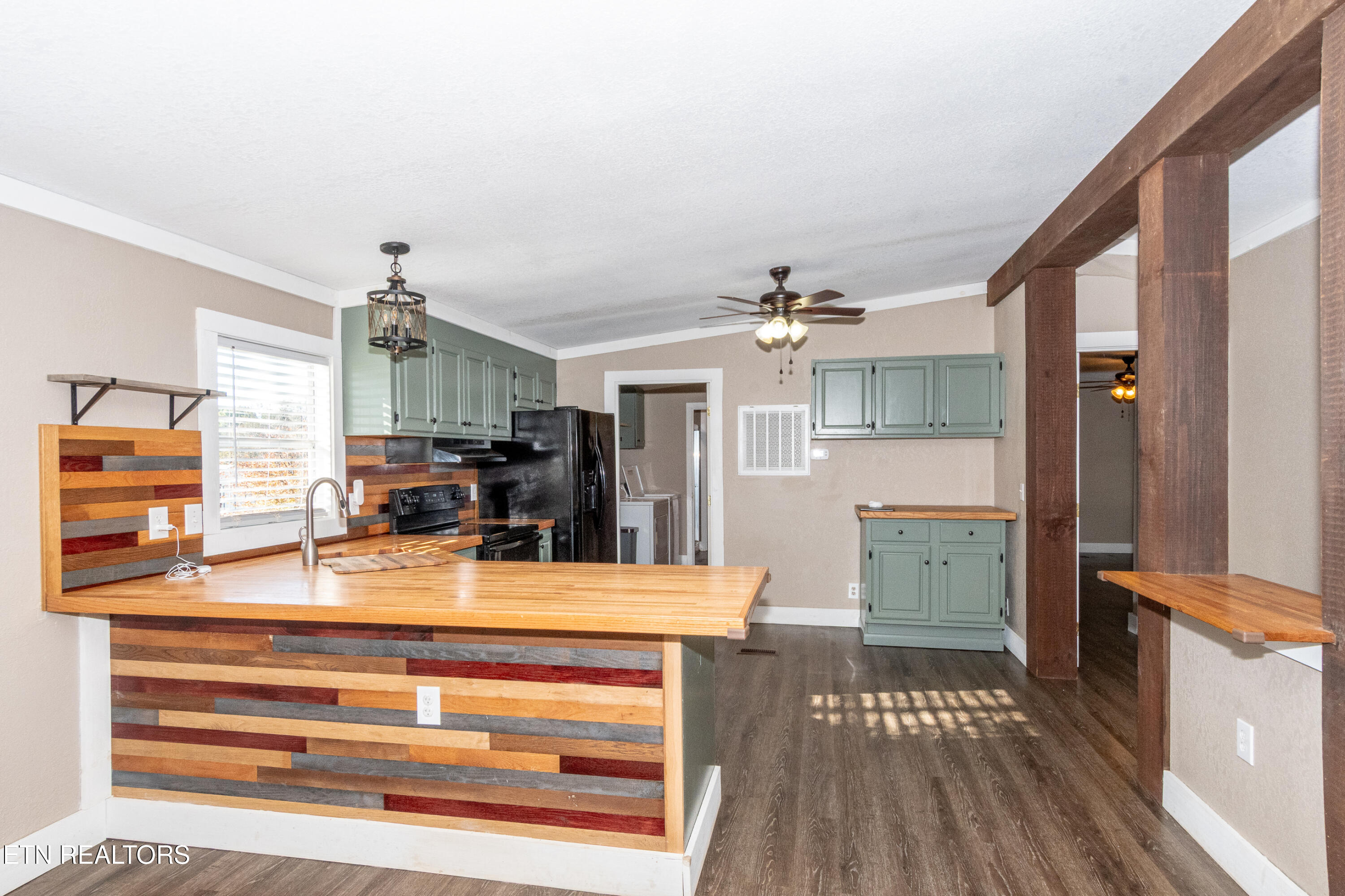 1221 Mountain View Circle Maryville TN 37801