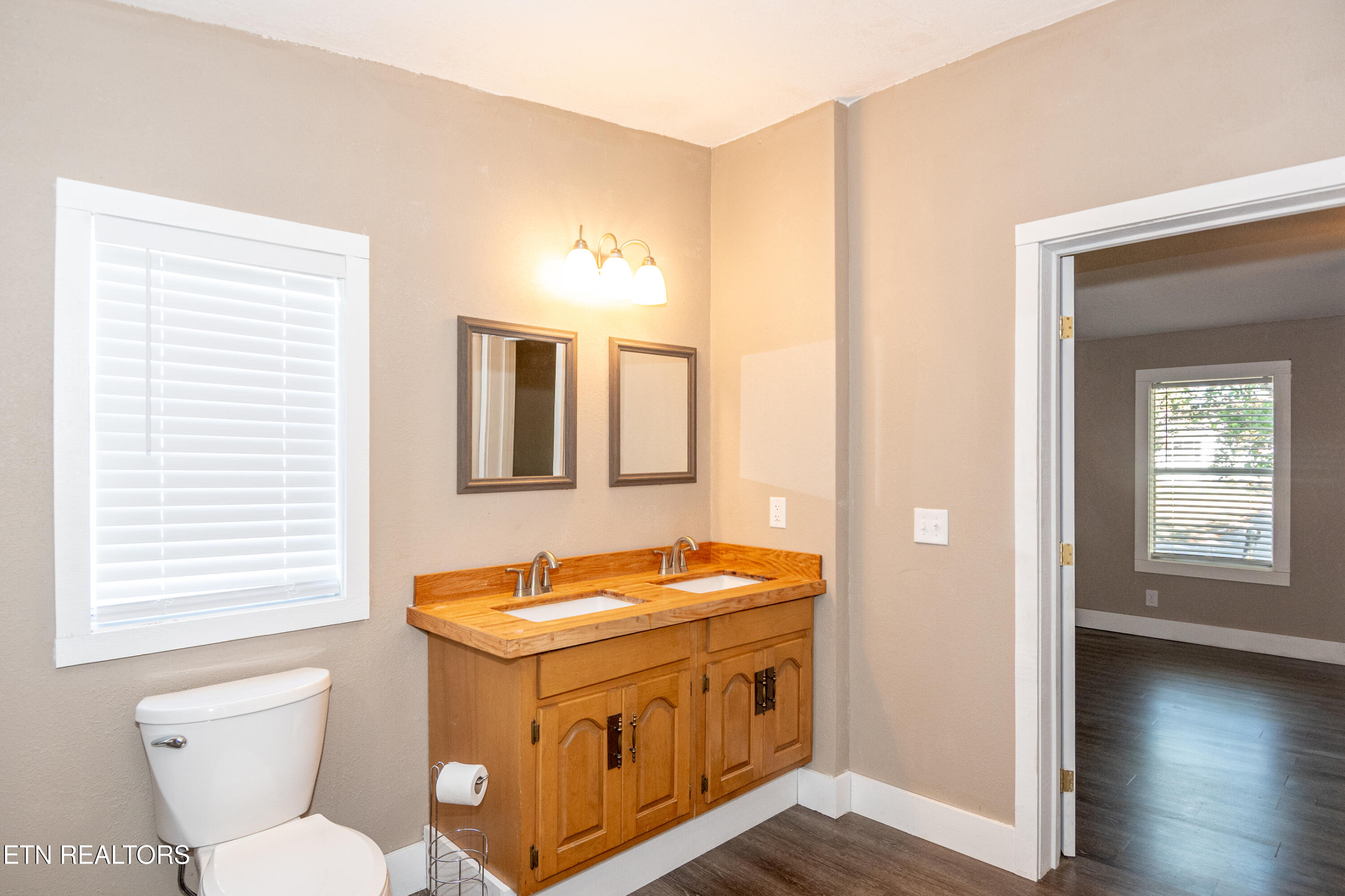 1221 Mountain View Circle Maryville TN 37801