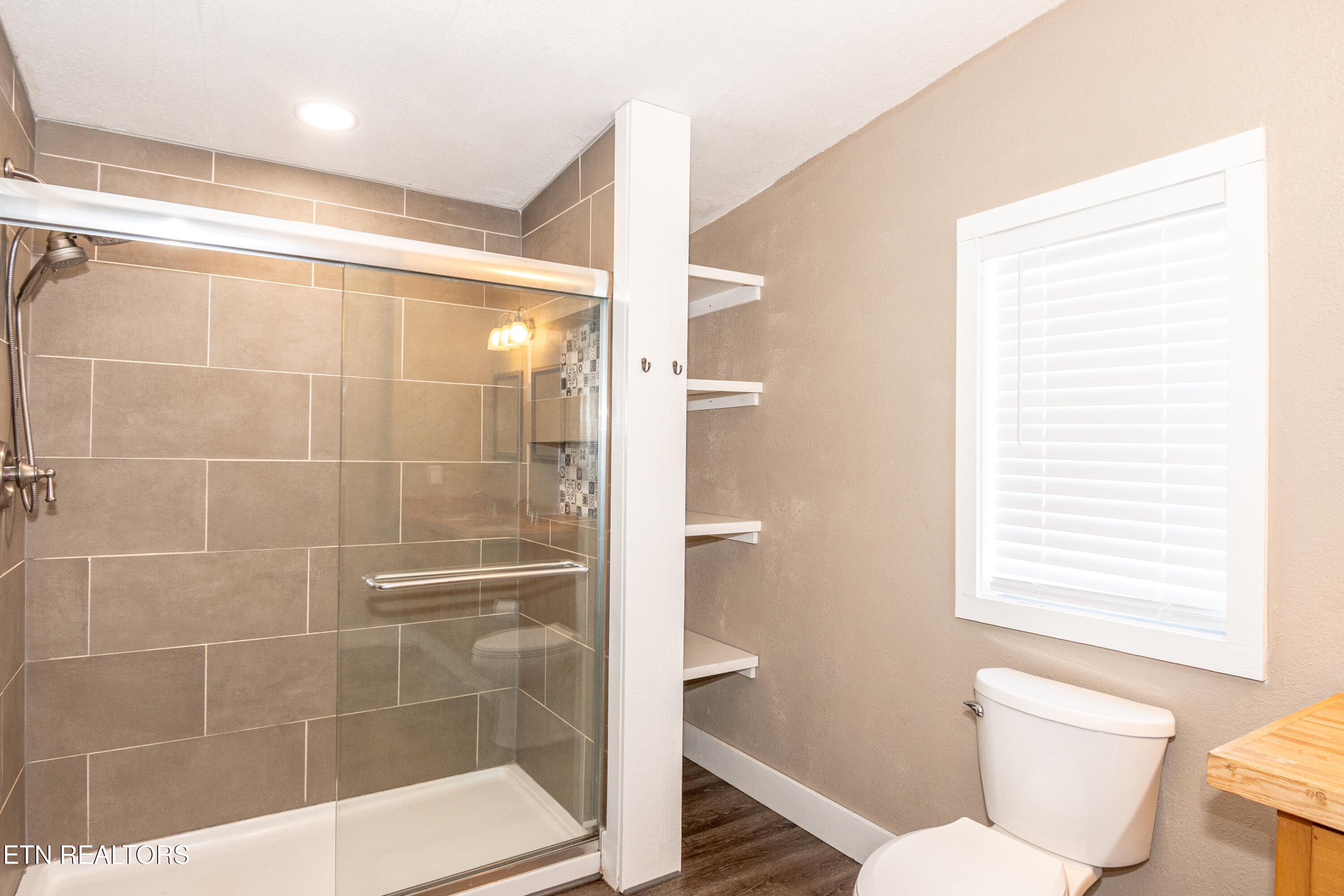 1221 Mountain View Circle Maryville TN 37801