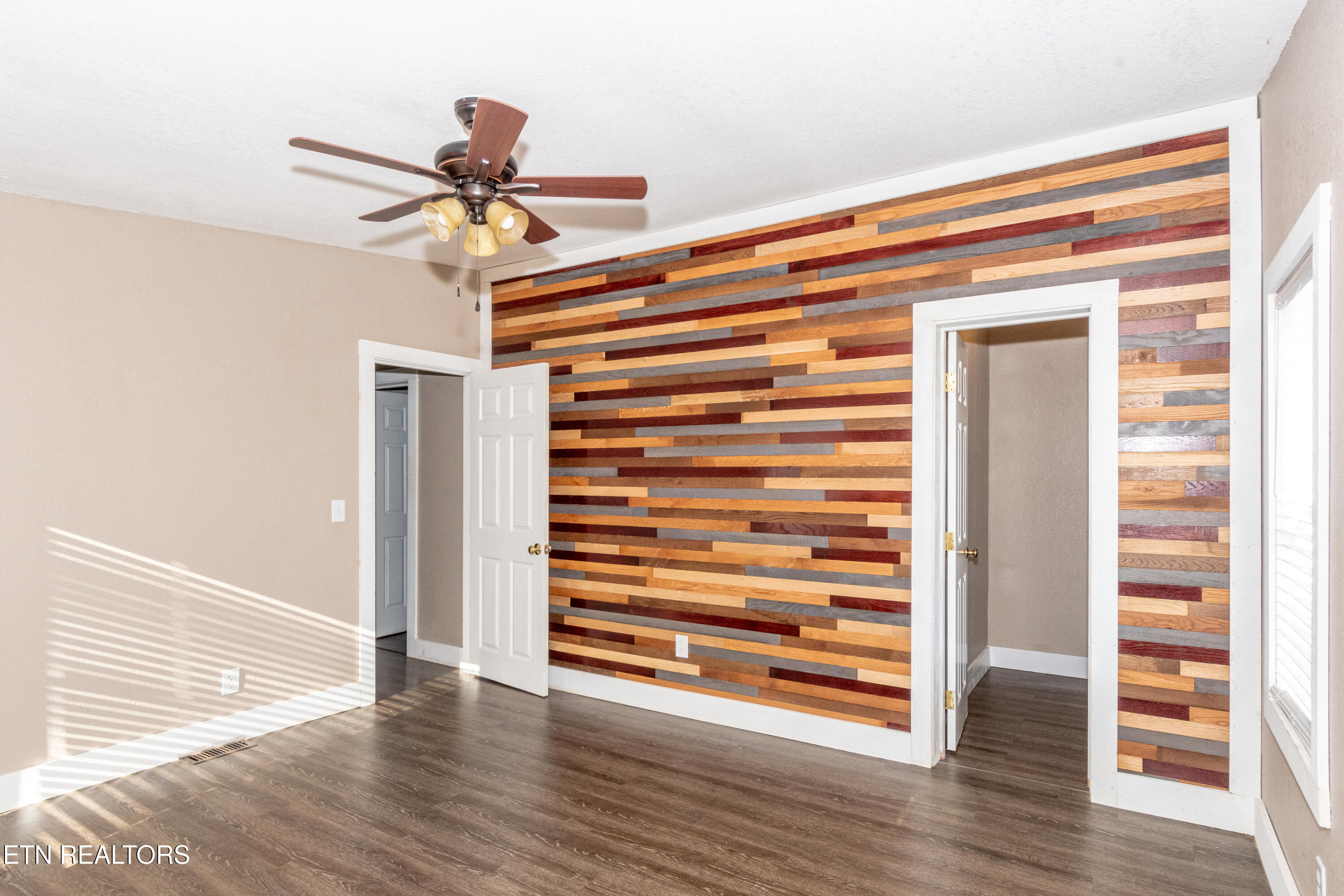 1221 Mountain View Circle Maryville TN 37801