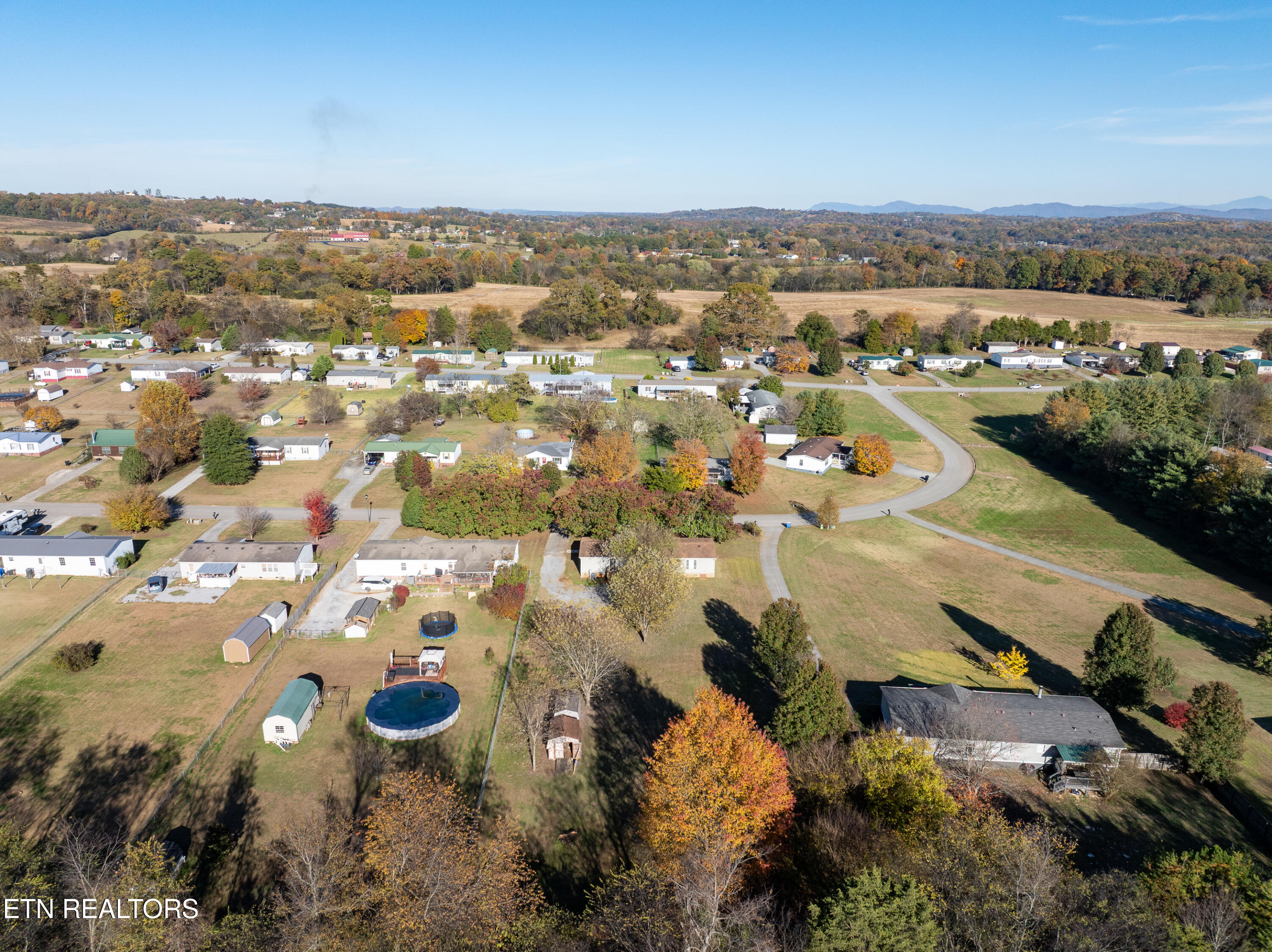 1221 Mountain View Circle Maryville TN 37801