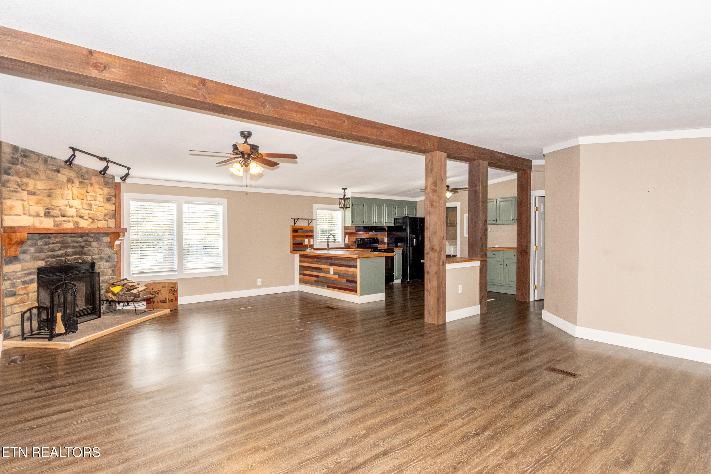 1221 Mountain View Circle Maryville TN 37801