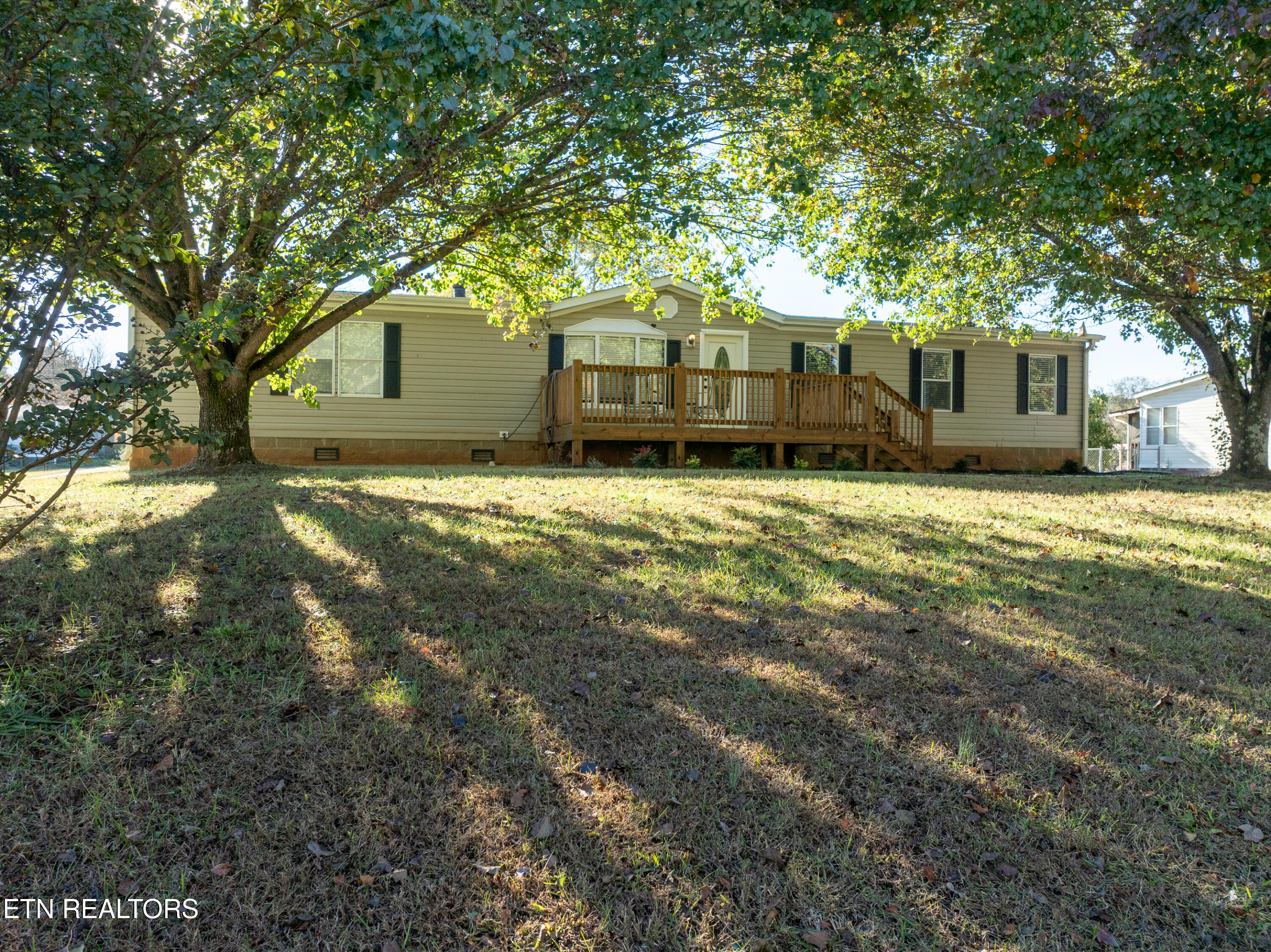 1221 Mountain View Circle Maryville TN 37801