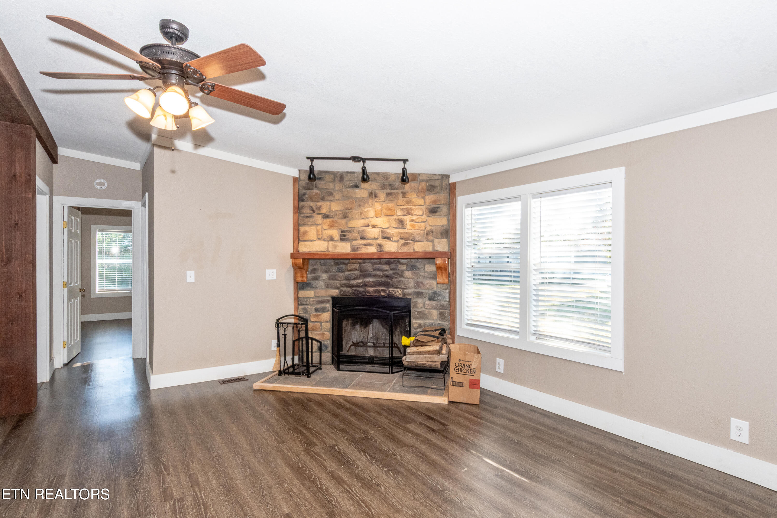 1221 Mountain View Circle Maryville TN 37801