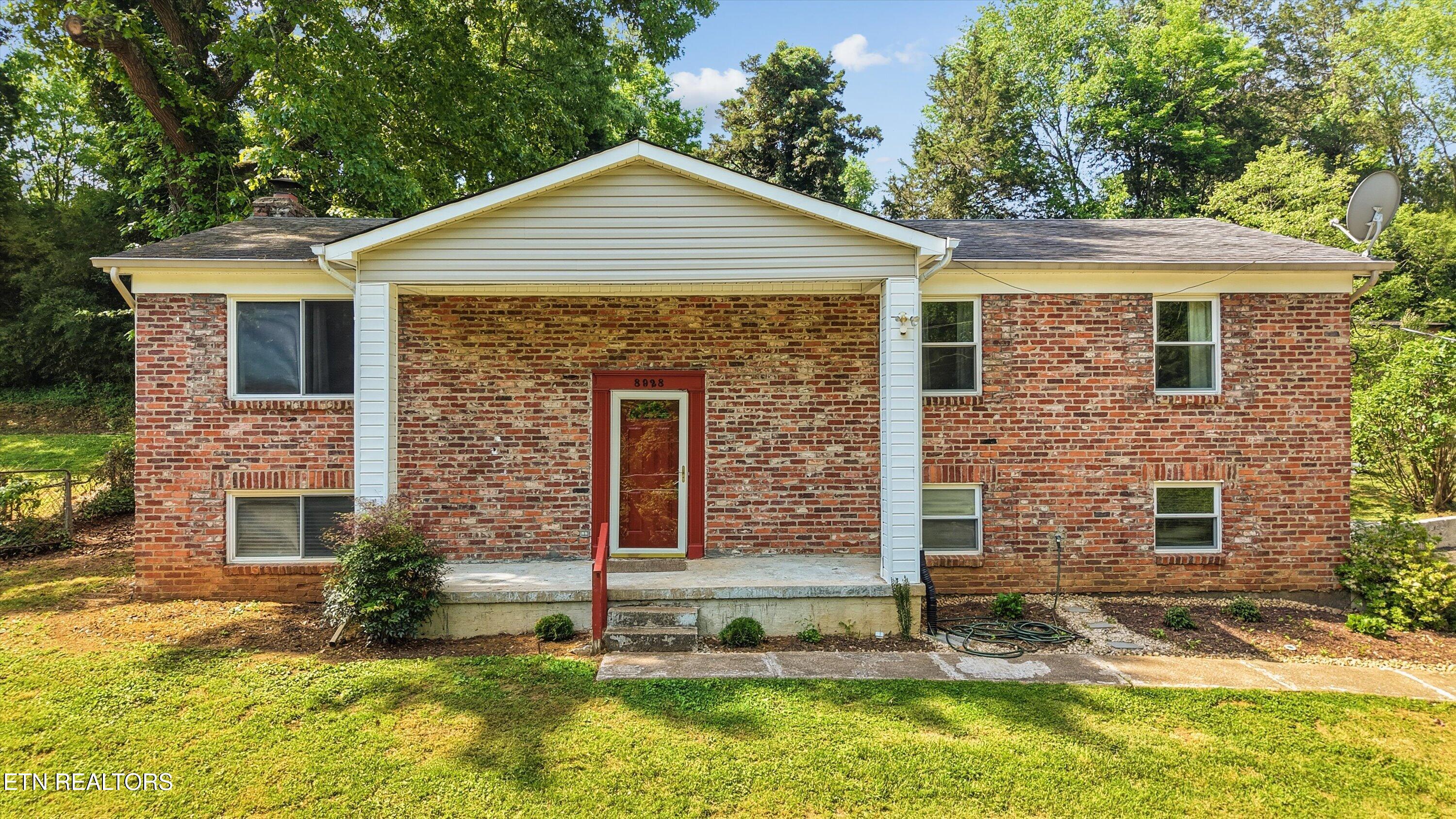 8928 Farne Island Boulevard Knoxville TN 37923