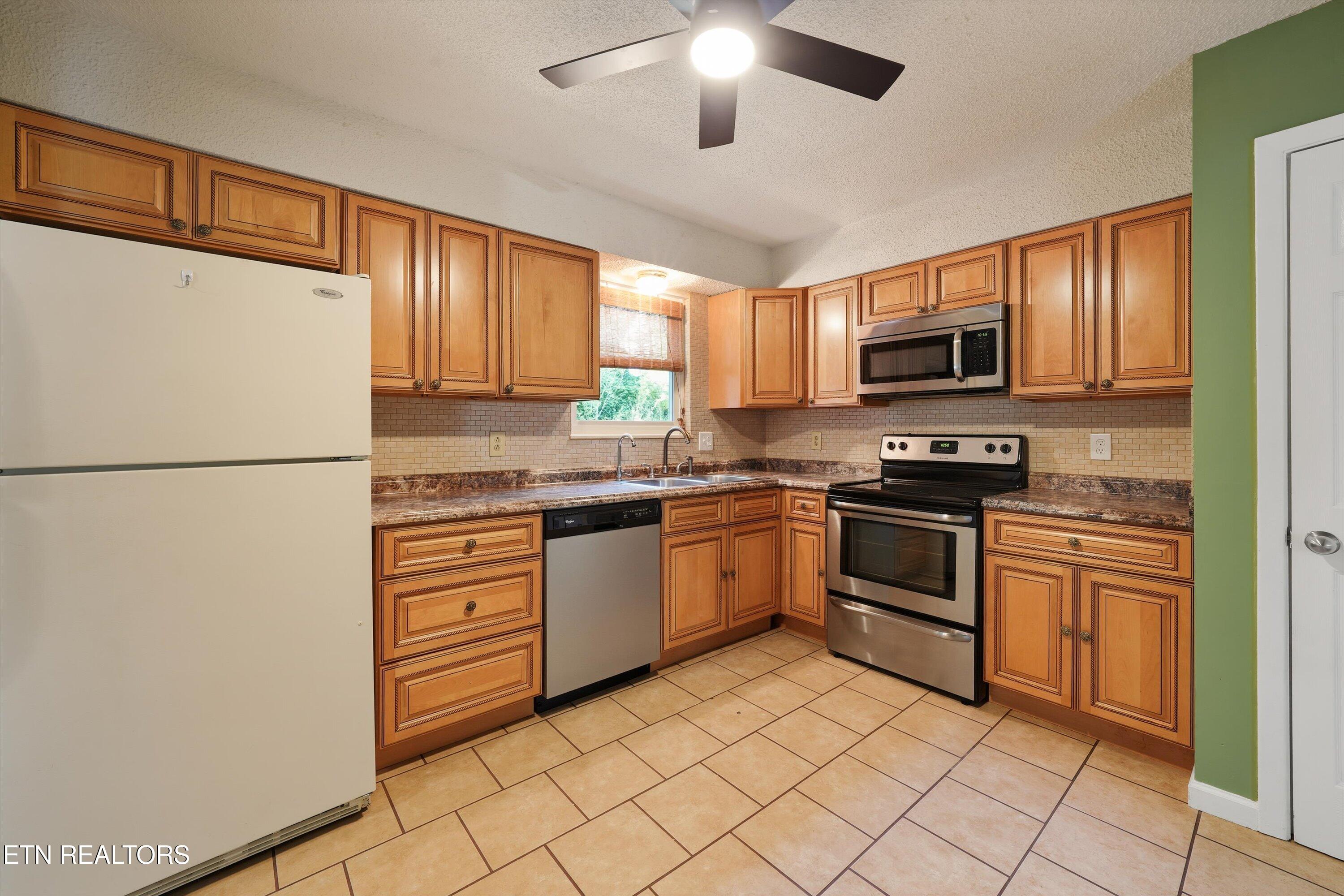 8928 Farne Island Boulevard Knoxville TN 37923