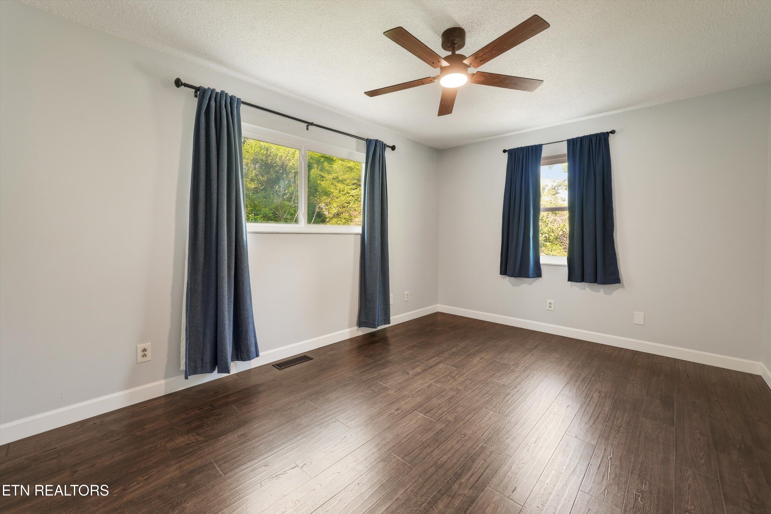 8928 Farne Island Boulevard Knoxville TN 37923